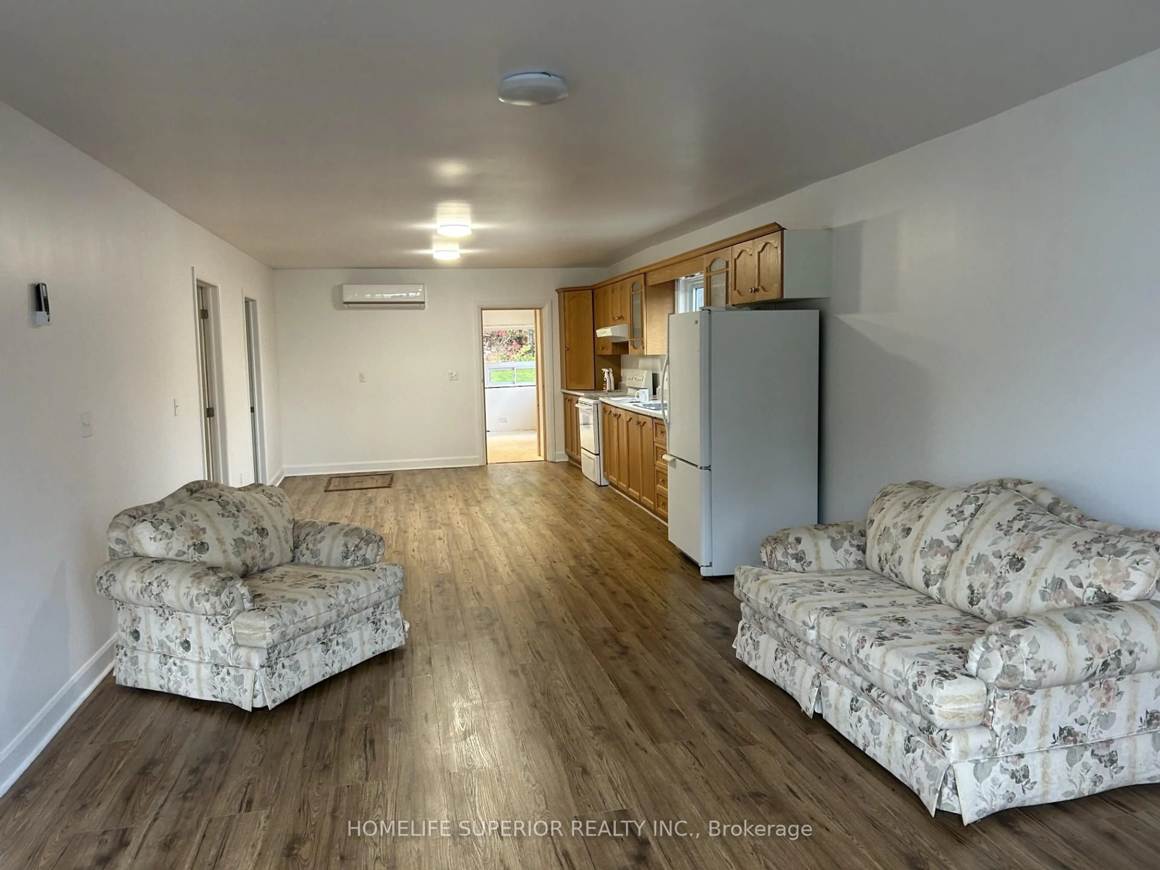 A pic of a room for 10 Main St, Limoges Ontario K0K 2M0