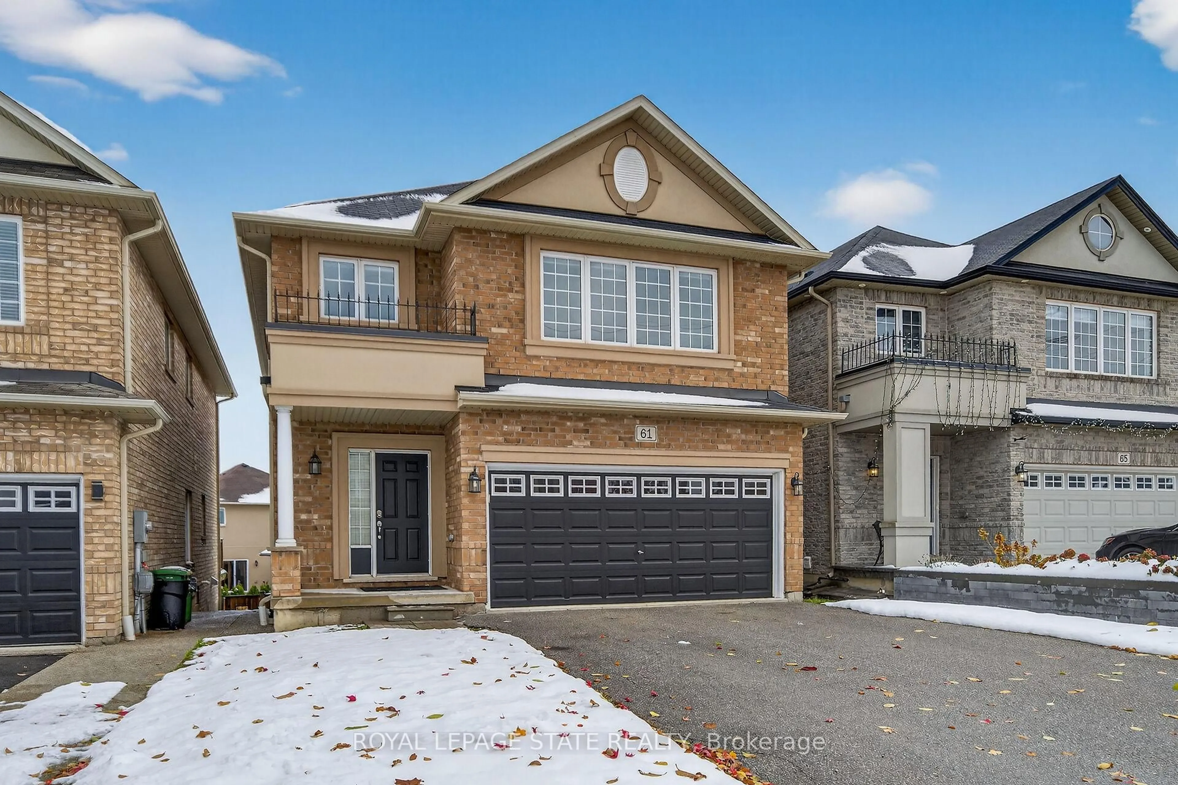 Home with brick exterior material, street for 61 Irwin Ave, Hamilton Ontario L9K 0E9