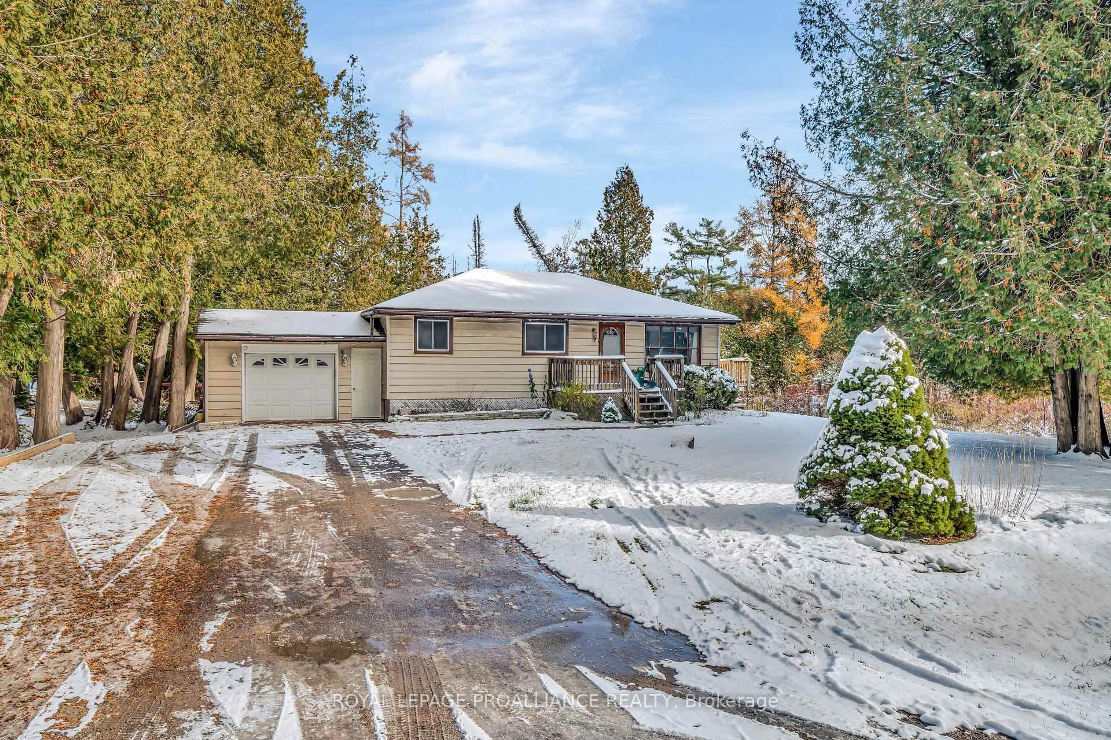 A pic from outside/outdoor area/front of a property/back of a property/a pic from drone, unknown for 3269 Pioneer Rd, Alnwick/Haldimand Ontario K0K 1C0