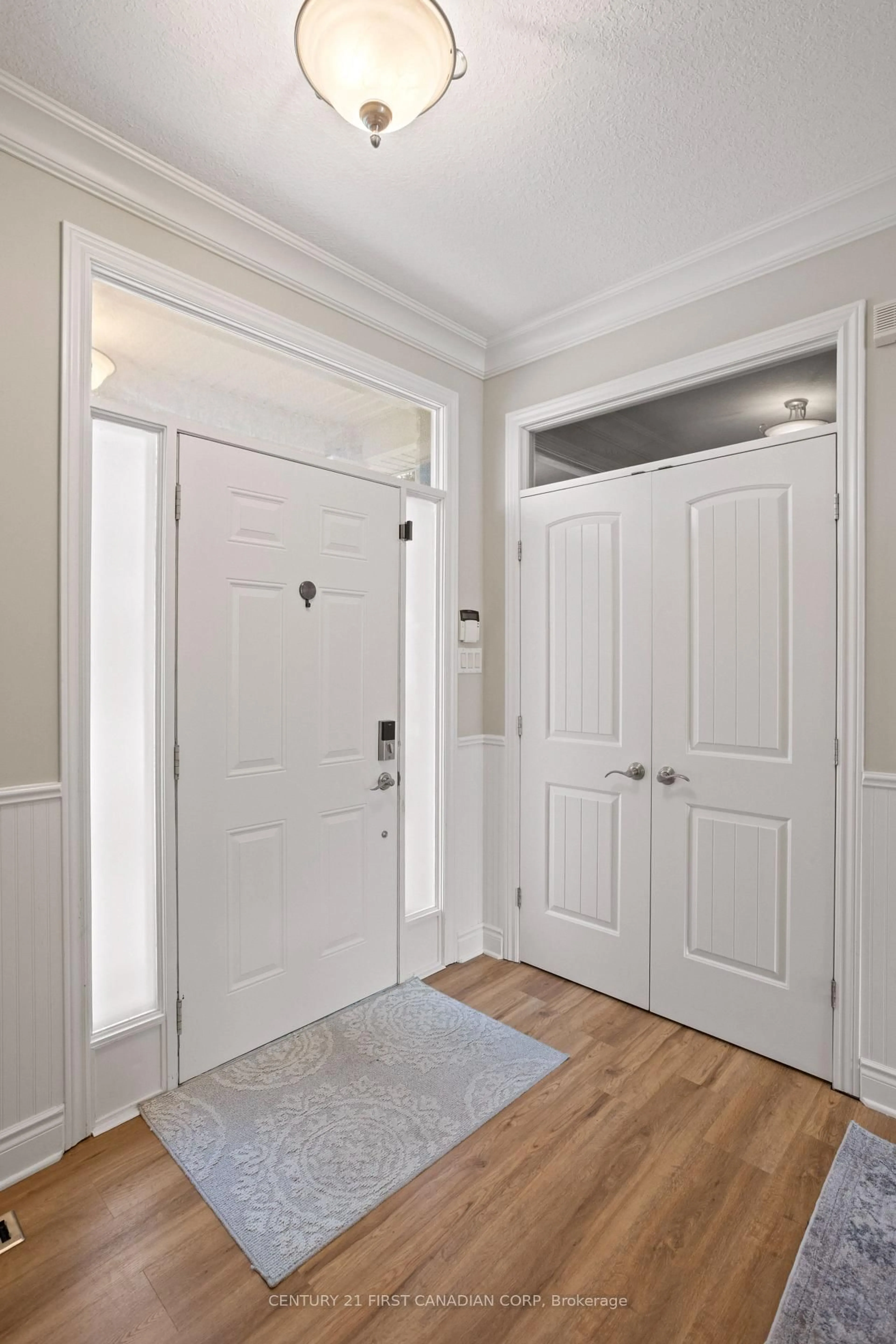 Indoor entryway for 792 Redtail Tr, London North Ontario N6H 5X3