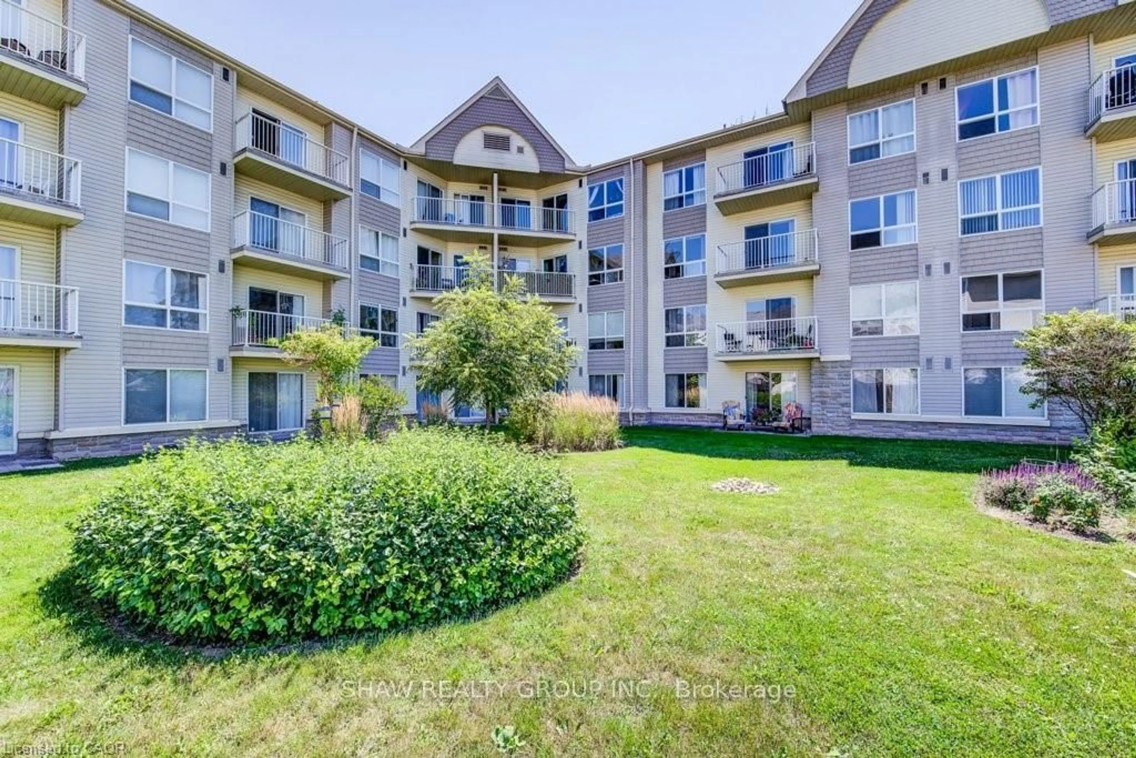 Patio, water/lake/river/ocean view for 8 Harris St #104, Cambridge Ontario N1R 8R1