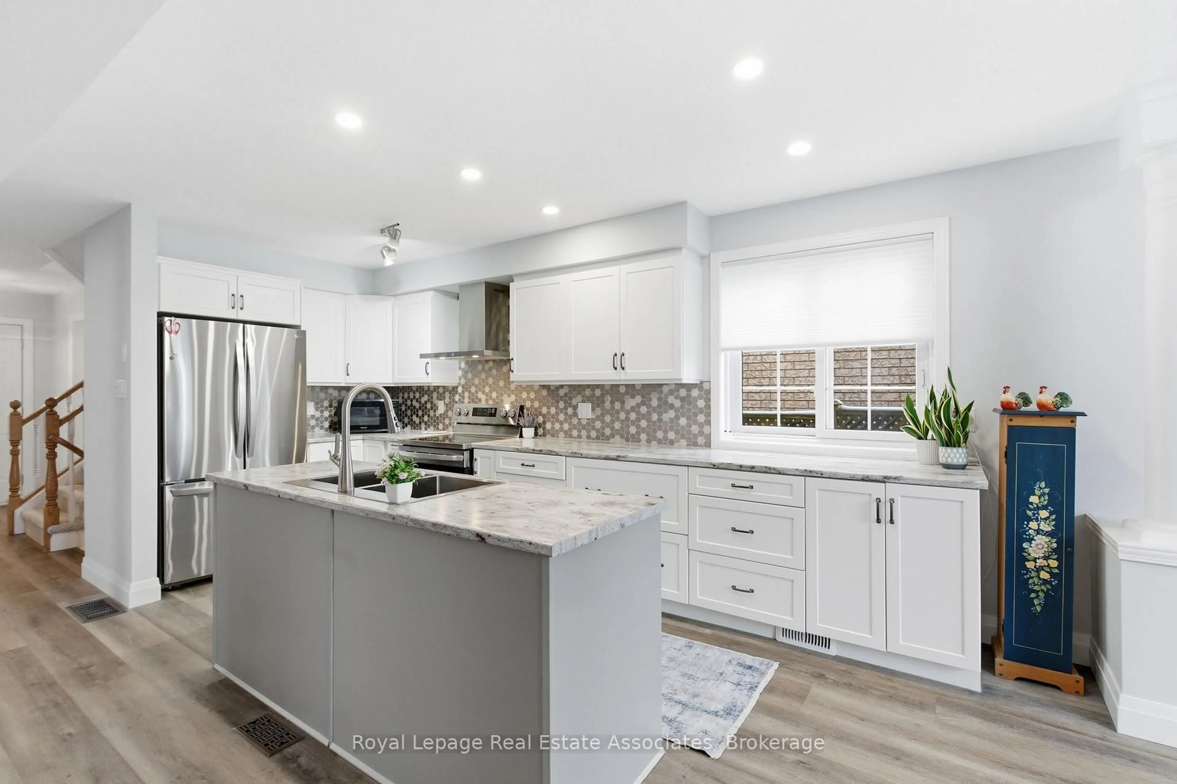 Open concept kitchen, ceramic/tile floor for 68 Haskell Rd, Cambridge Ontario N1P 1G7