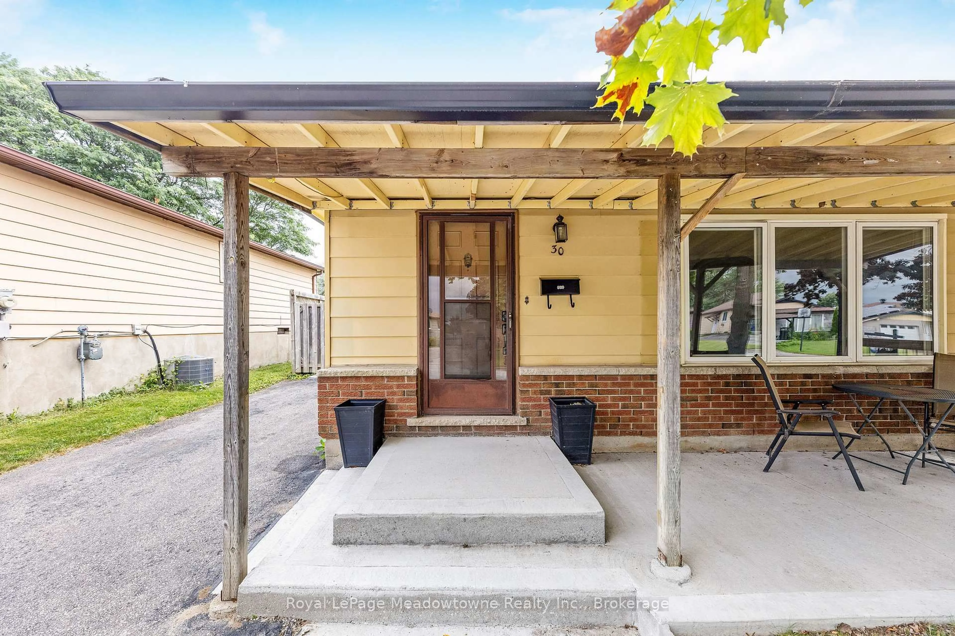 Unknown for 30 Cluthe Cres, Kitchener Ontario N2P 1M8