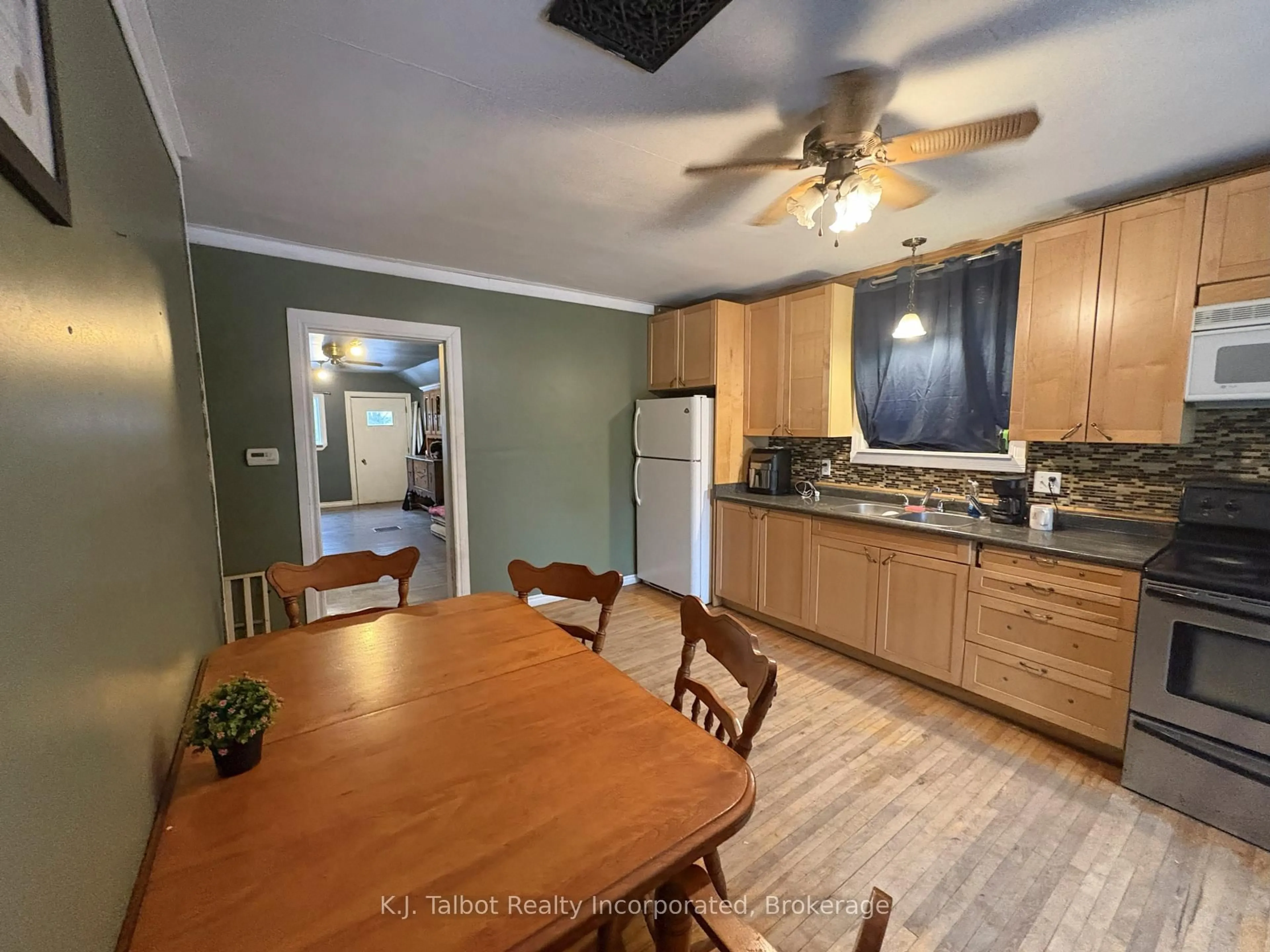 Unknown for 7 Jane St, Morris Turnberry Ontario N0G 1E0