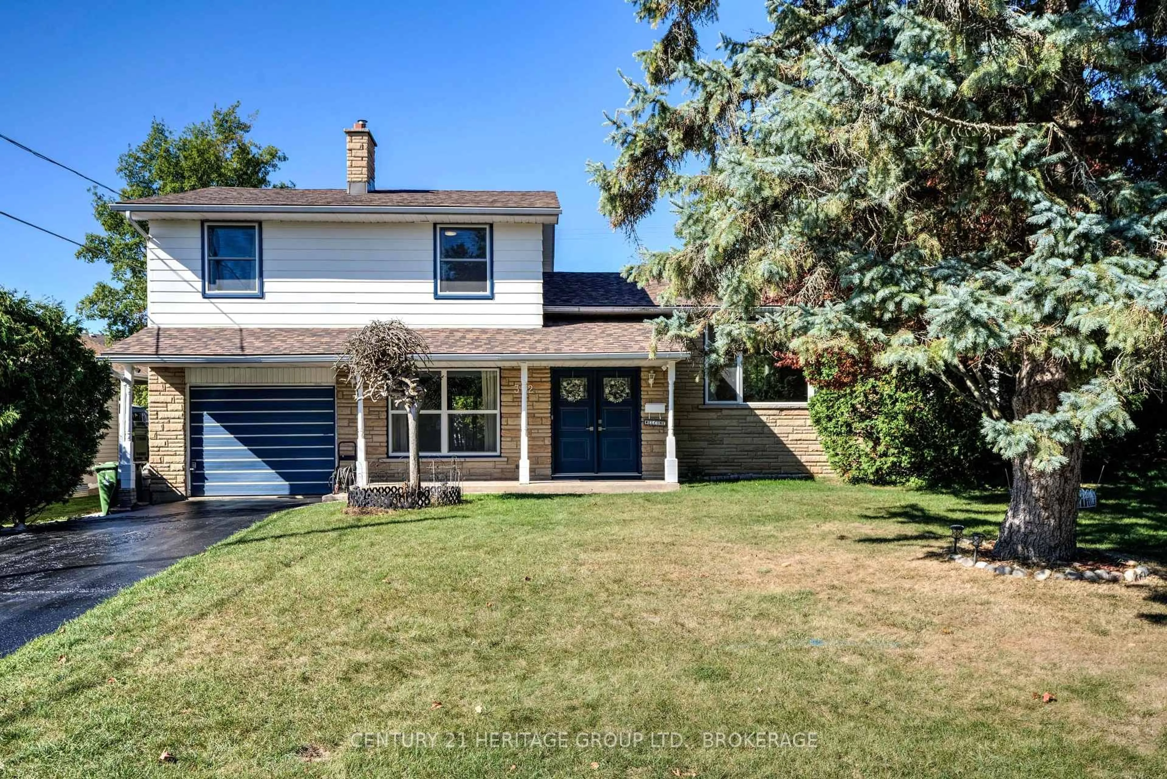 Home with vinyl exterior material, street for 312 Boxwood St, Kingston Ontario K7M 6A6