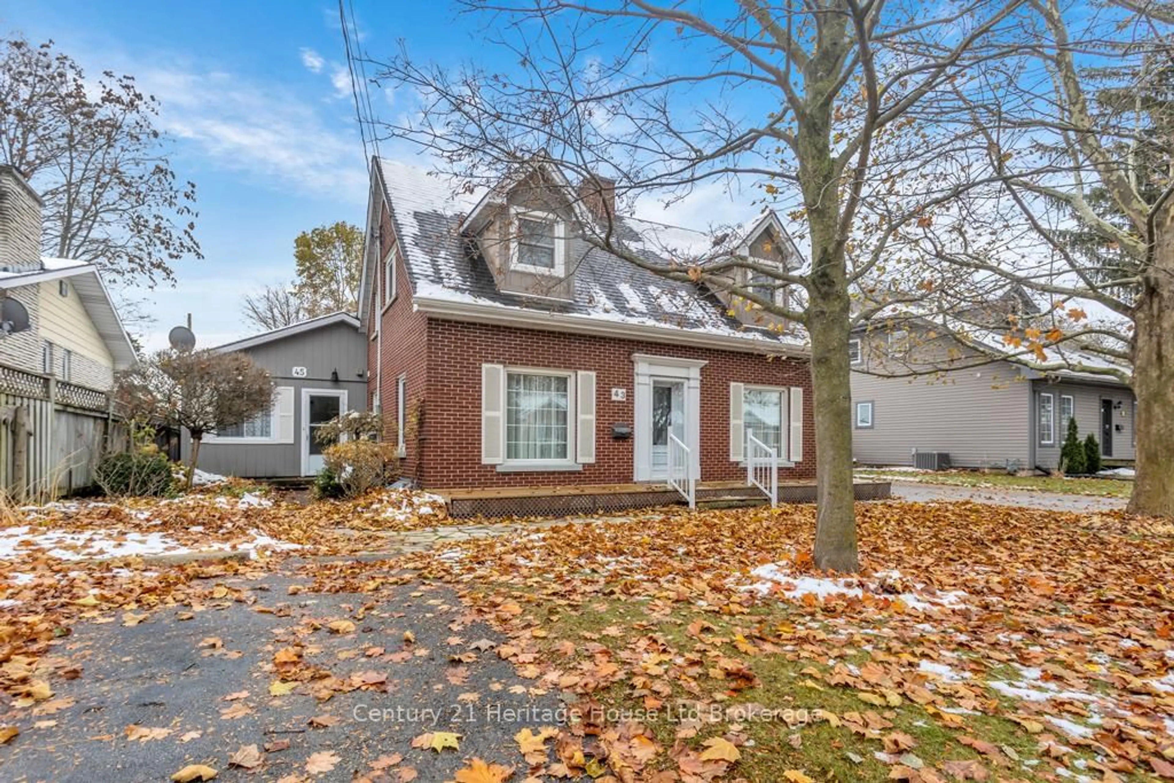 Home with brick exterior material, street for 43 Concession St, Tillsonburg Ontario N4G 1P2