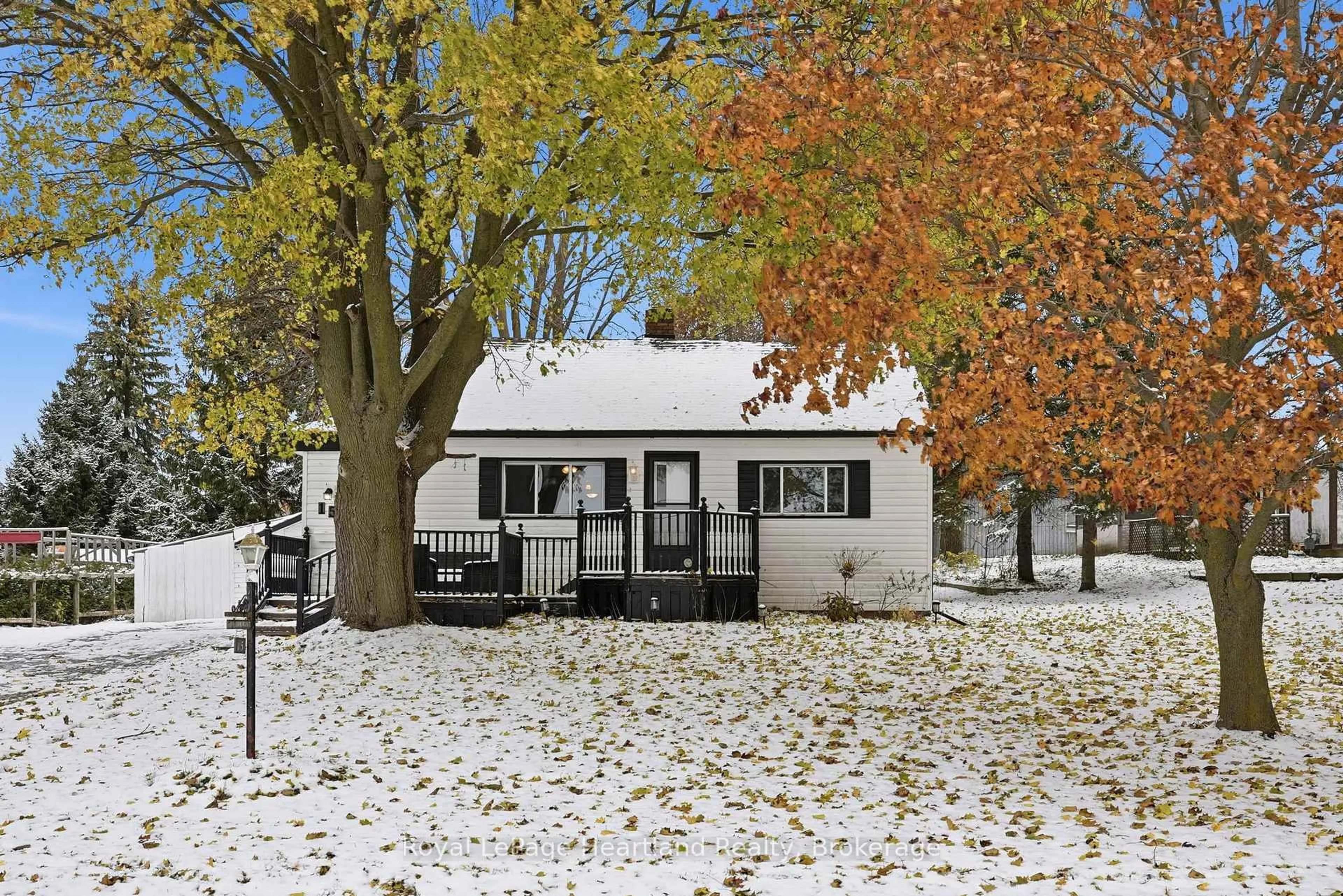 Unknown for 15 Wilson St, Minto Ontario N0G 1Z0