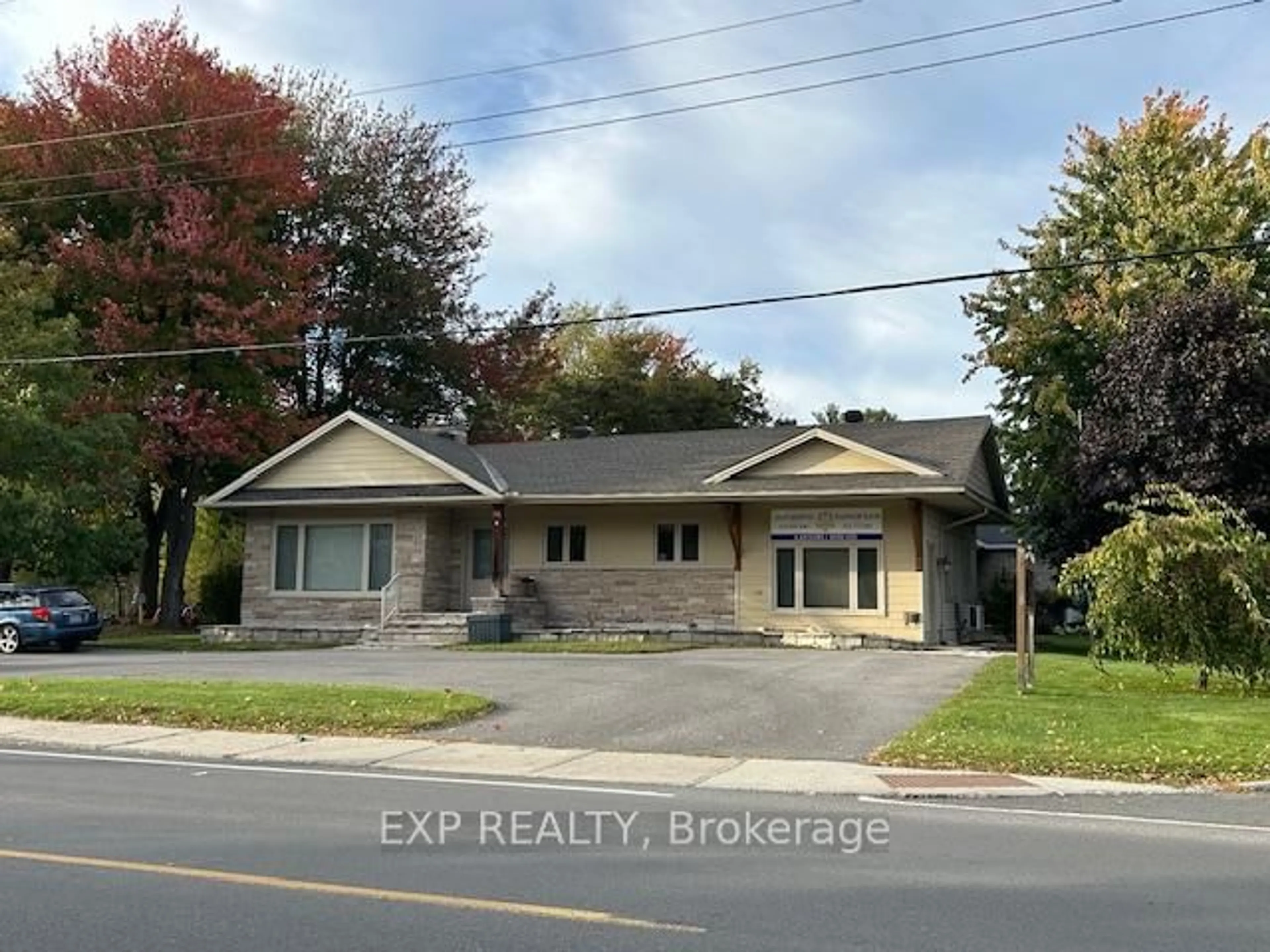 Unknown for 88 Craig St, Russell Ontario K4R 1A6