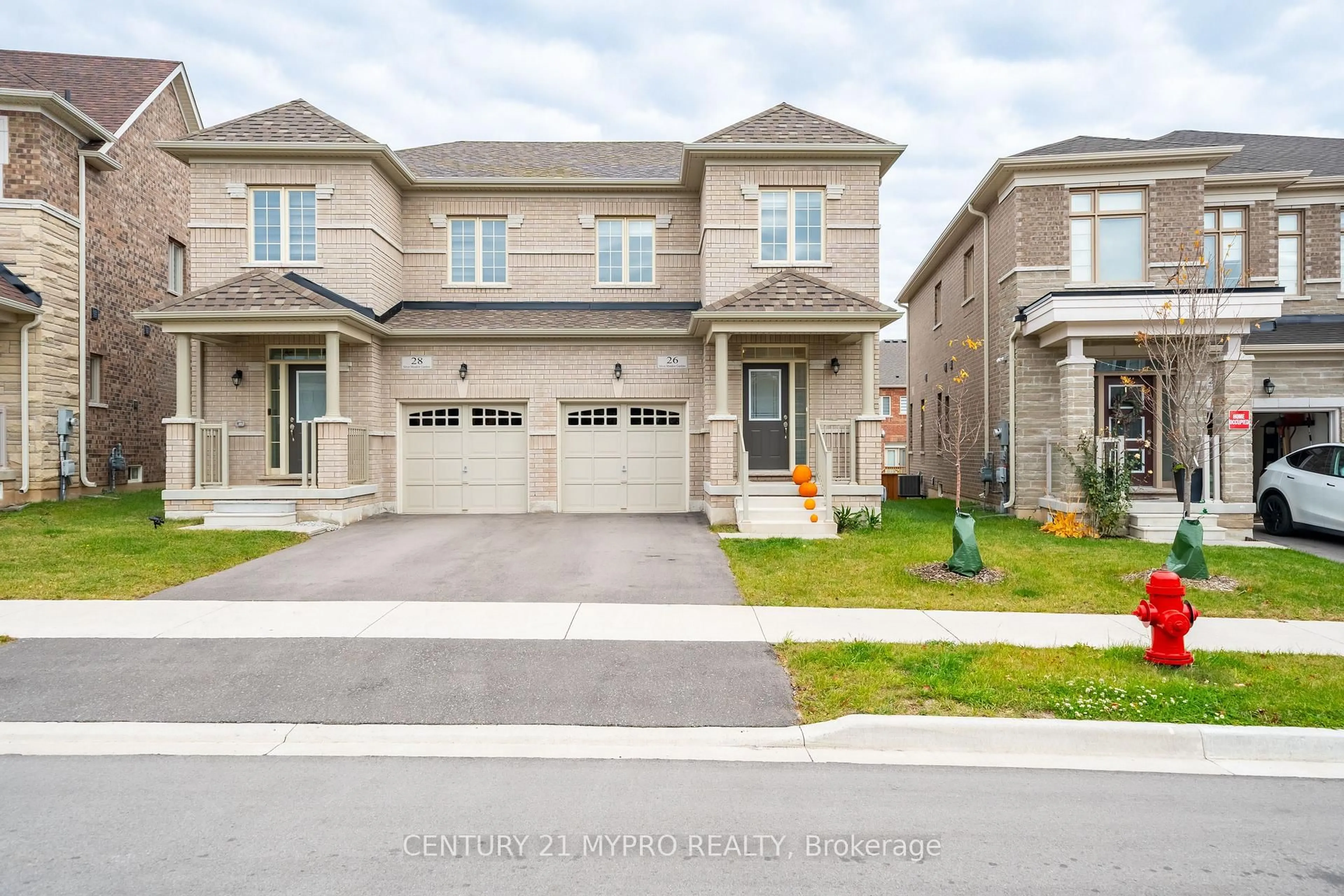 Home with brick exterior material, street for 26 Silver Meadows Gdns, Hamilton Ontario L8B 1Z4