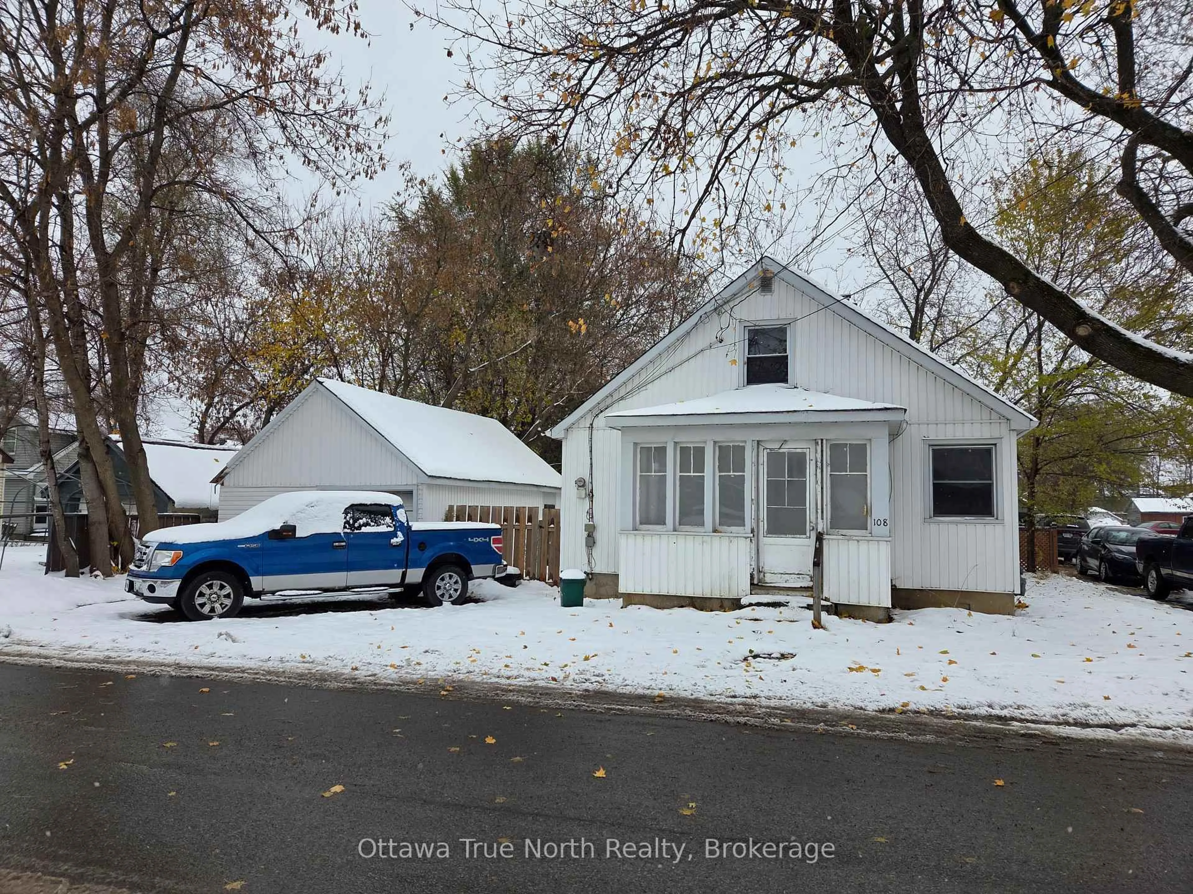 A pic from outside/outdoor area/front of a property/back of a property/a pic from drone, street for 108 Maley St, North Grenville Ontario K0G 1J0