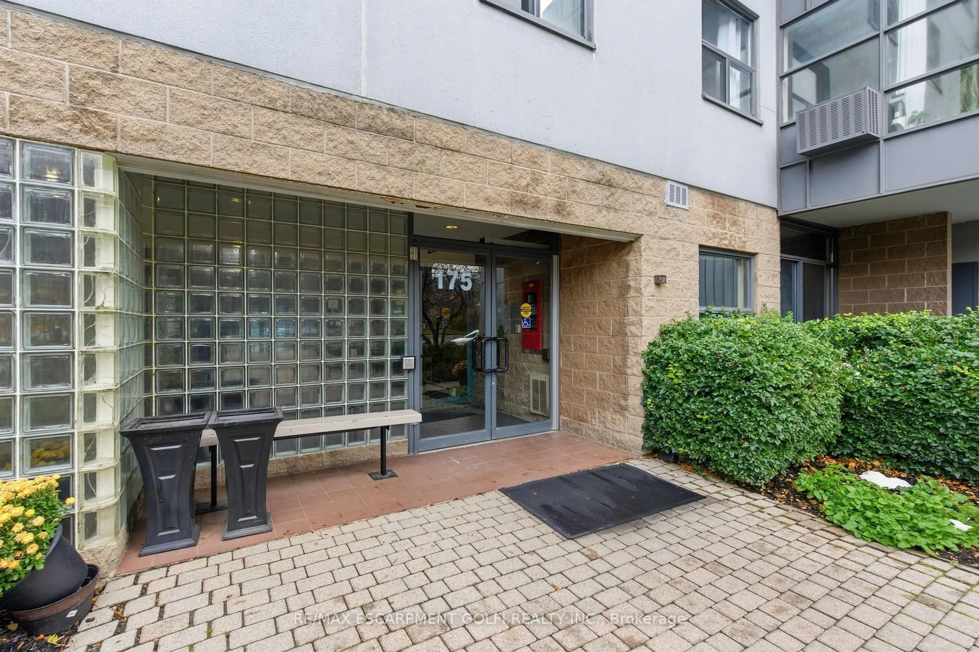 Unknown for 175 Hunter St #510, Hamilton Ontario L8N 4E7