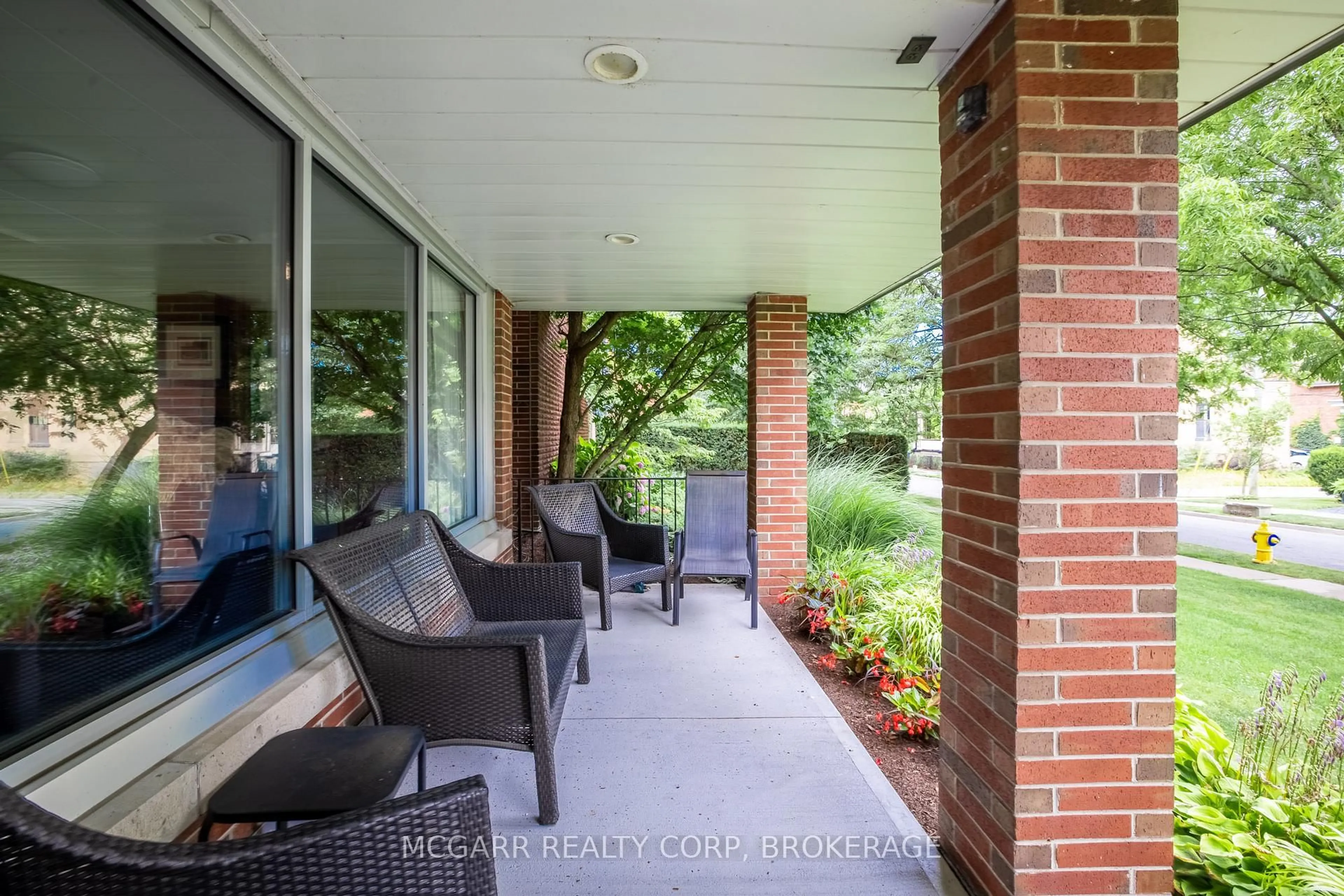 Patio, water/lake/river/ocean view for 14 Norris Pl #503, St. Catharines Ontario L2R 2W8