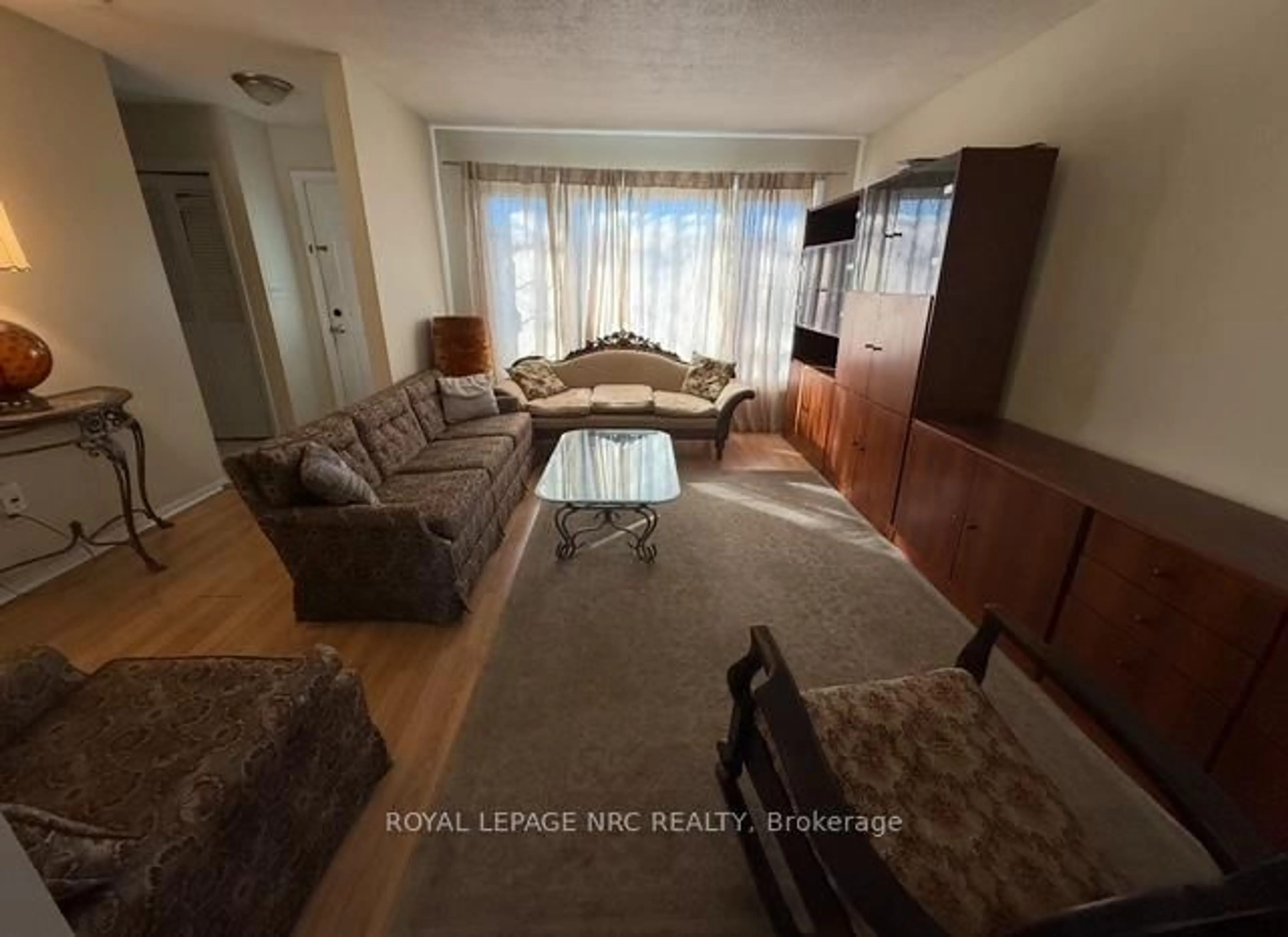 Living room with furniture, unknown for 6542 Burwood Ave, Niagara Falls Ontario L2H 1Z7