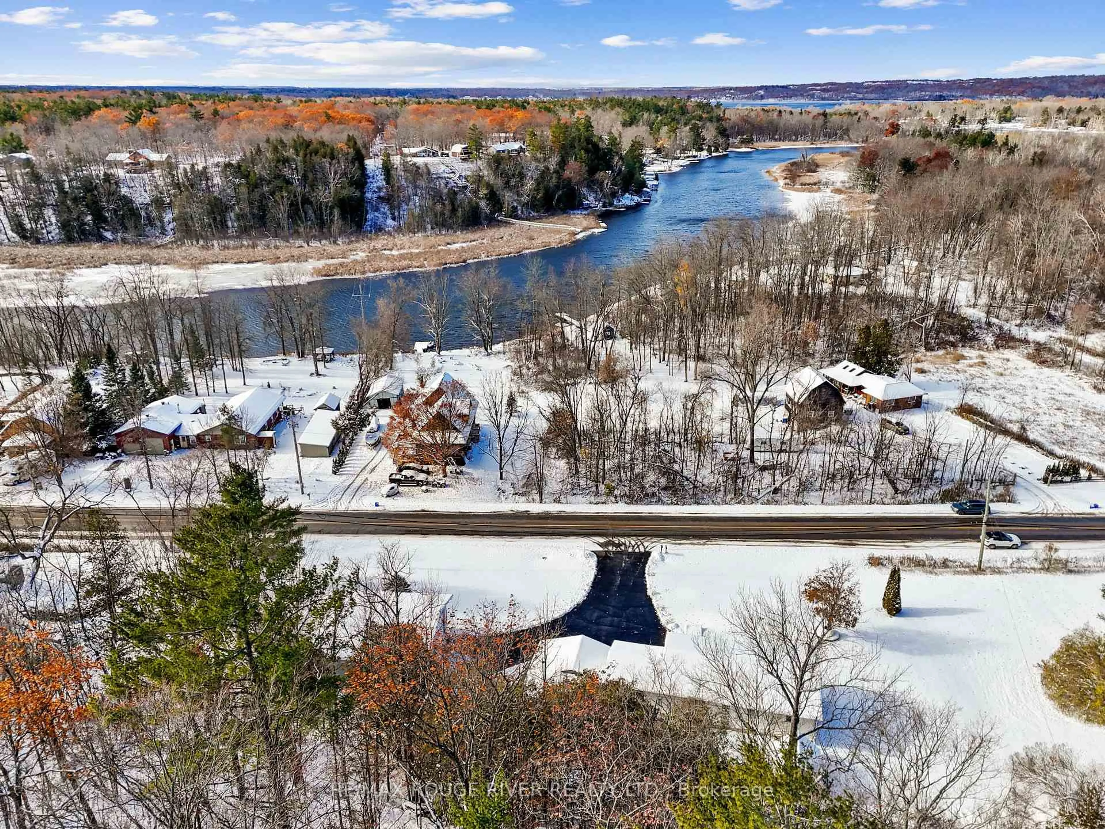 A pic from outside/outdoor area/front of a property/back of a property/a pic from drone, water/lake/river/ocean view for 222 Cordova Rd, Marmora and Lake Ontario L1J 1N9