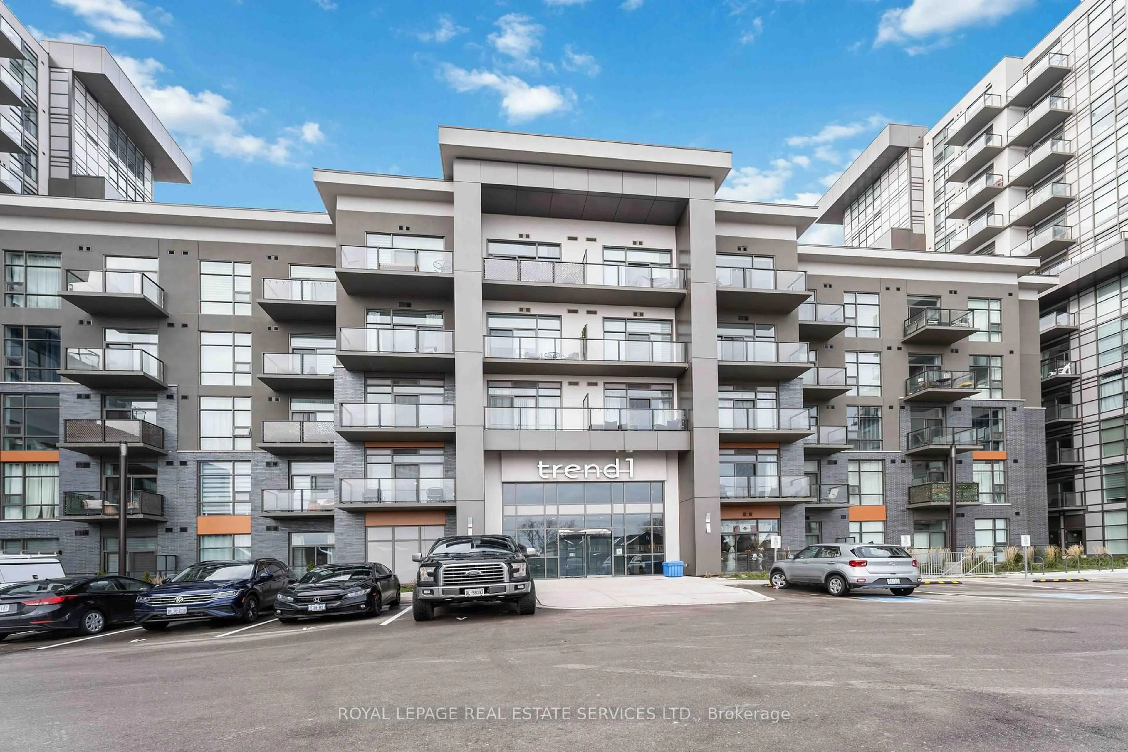 Unknown for 450 Dundas St #111, Hamilton Ontario L8B 1Z2