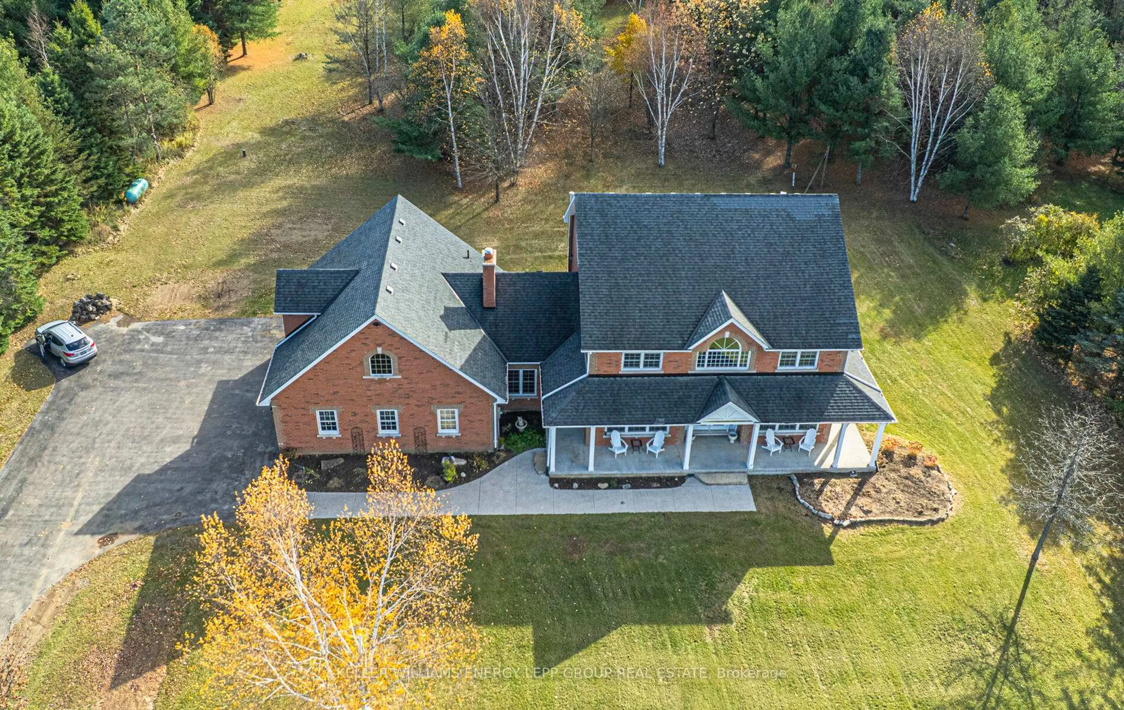 A pic from outside/outdoor area/front of a property/back of a property/a pic from drone, unknown for 881 CARMEL Cres, Cavan Monaghan Ontario L0A 1G0