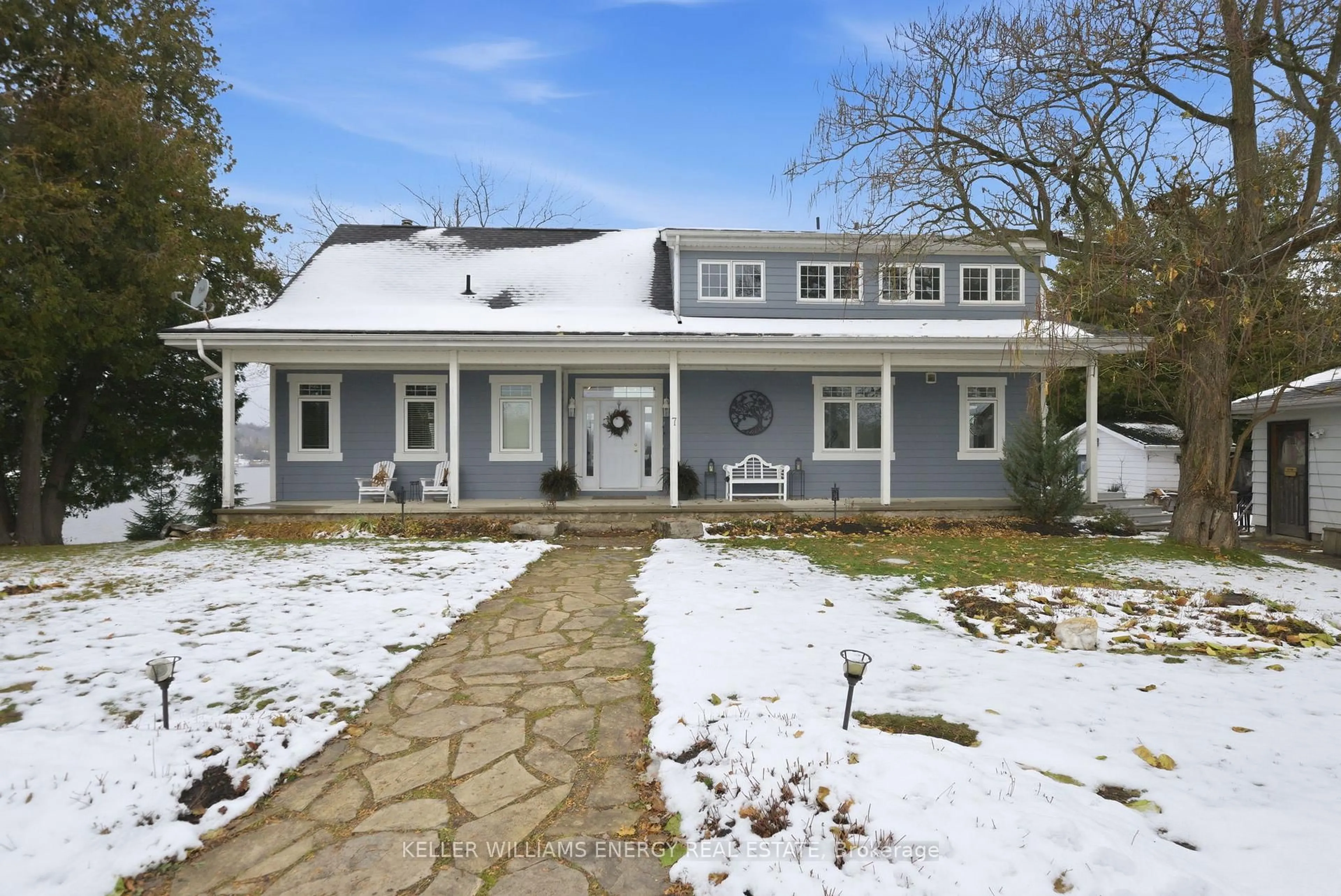 Home with vinyl exterior material, street for 7 Peninsula Dr, Kawartha Lakes Ontario K9J 6X3