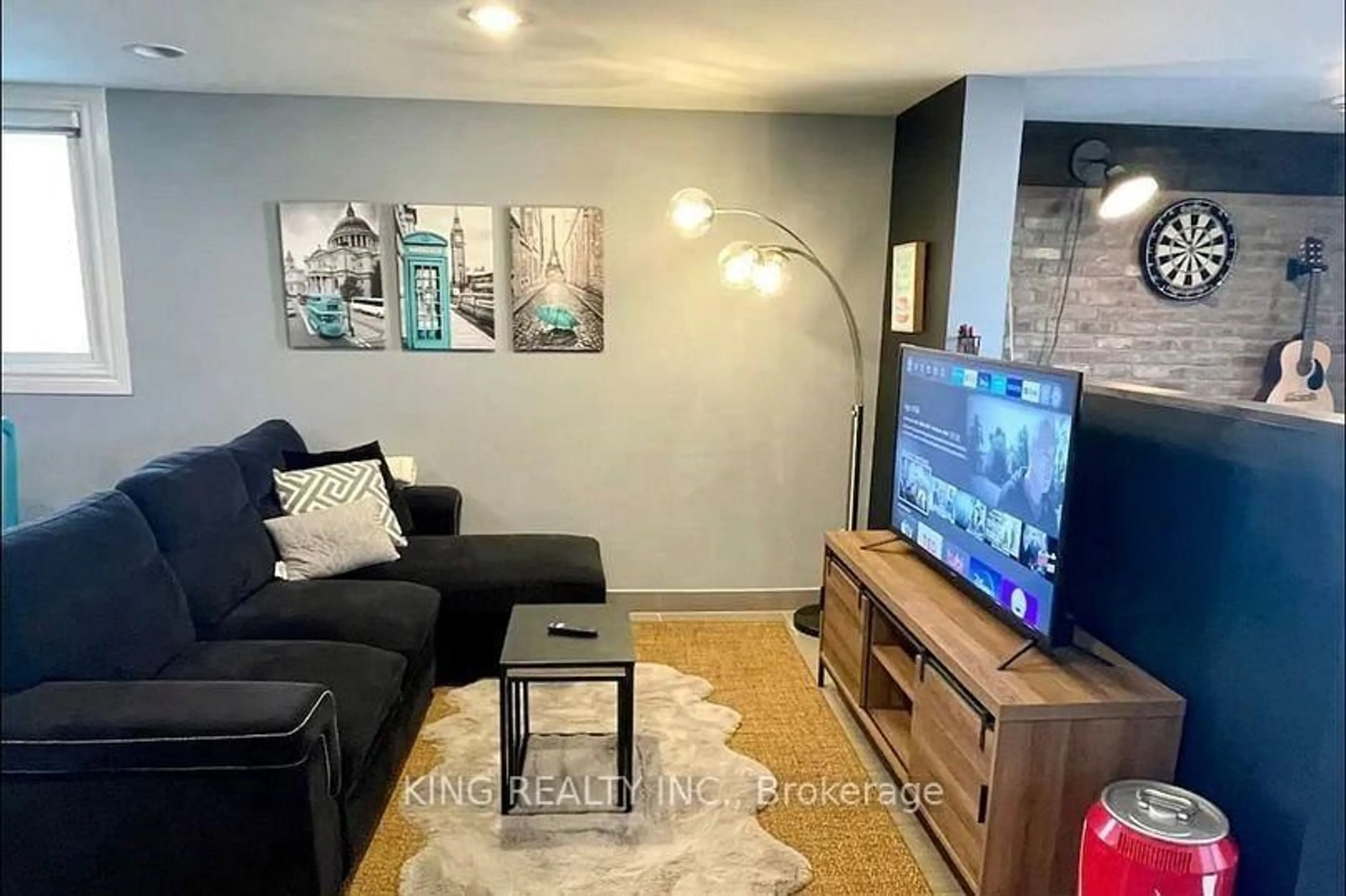 Living room with furniture, unknown for 4729 Queen St, Niagara Falls Ontario L2E 2M1