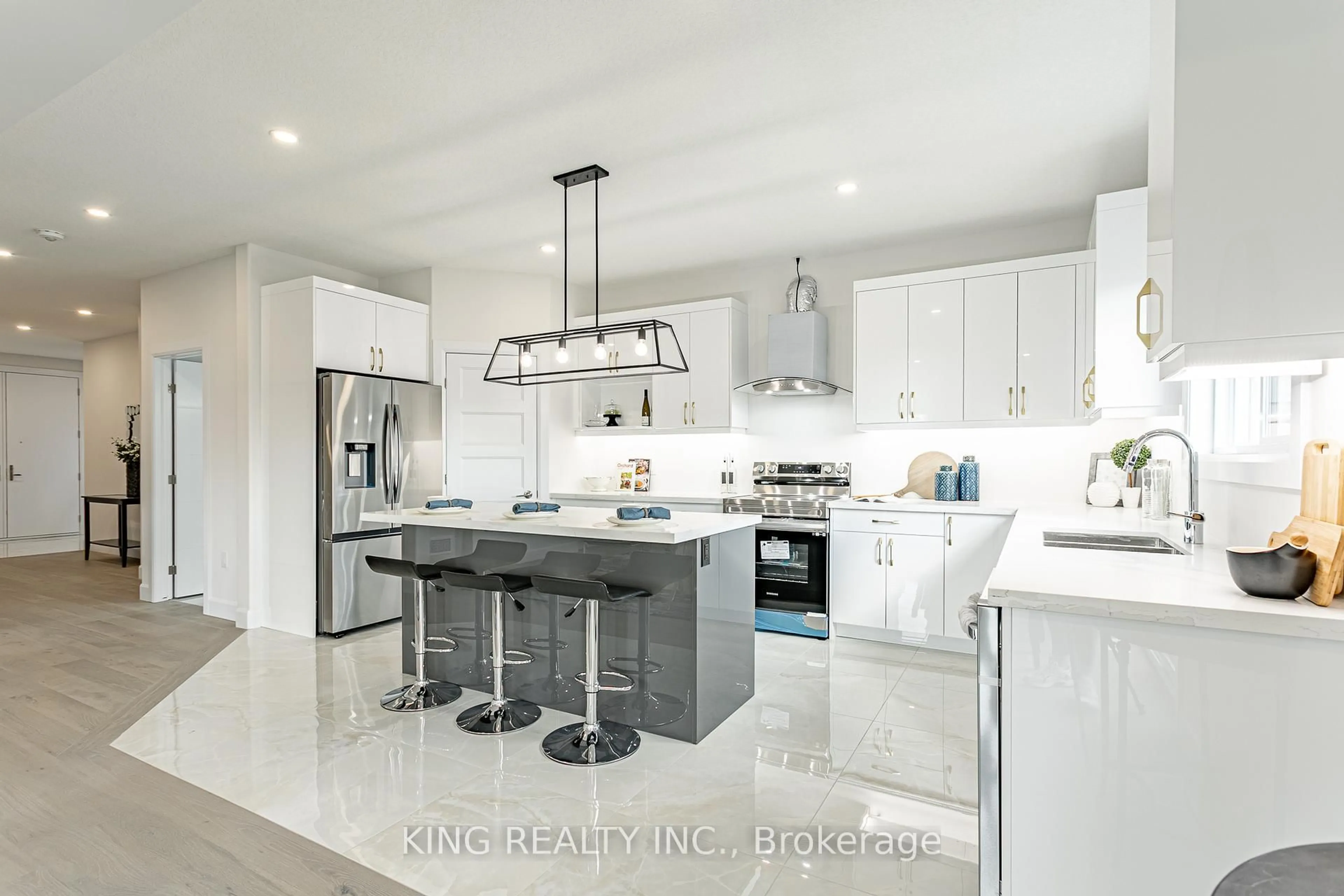 Open concept kitchen, ceramic/tile floor for 1320 Honeywood Dr, London South Ontario N6M 0M1