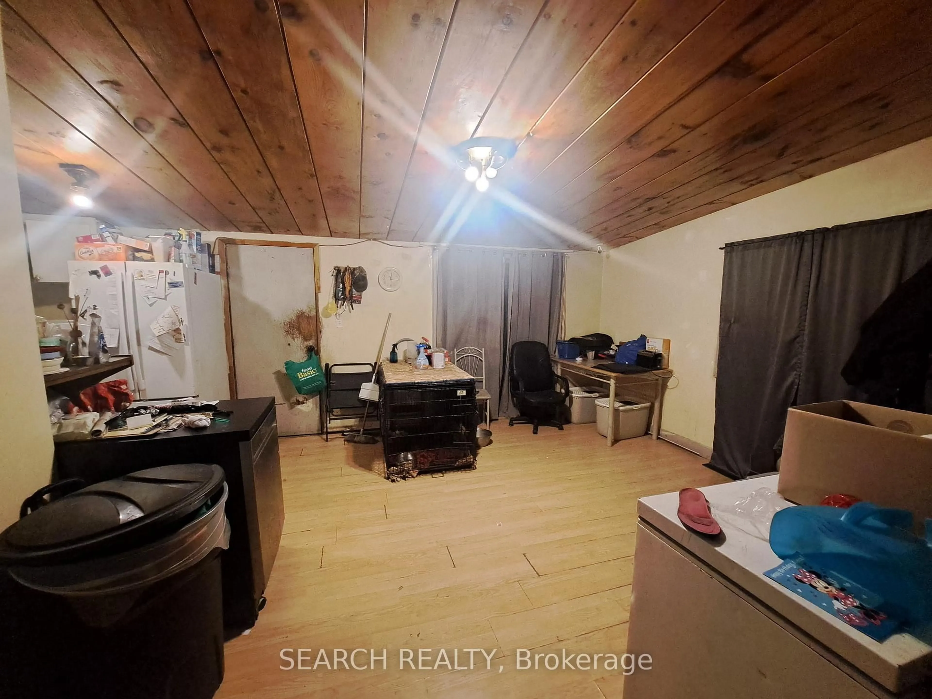 A pic of a room for 19 Coleman St, Huron East Ontario N0K 1W0