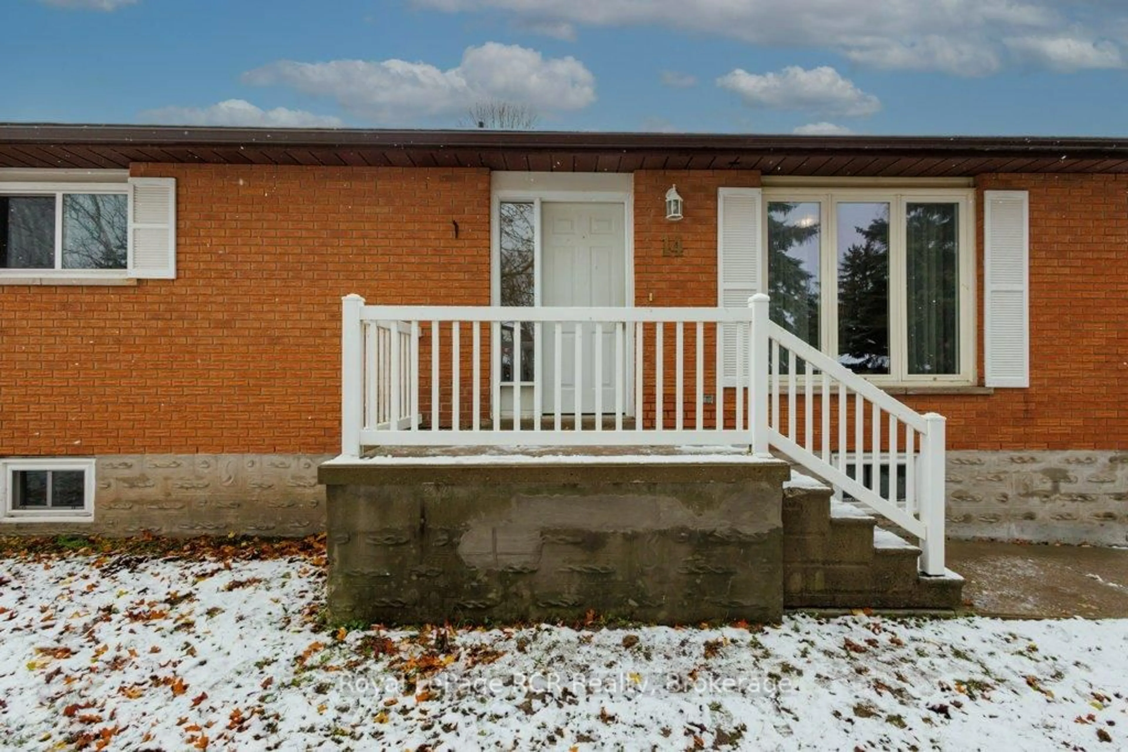 Home with brick exterior material, unknown for 14 Bellefield Cres, Wellington North Ontario N0G 1A0