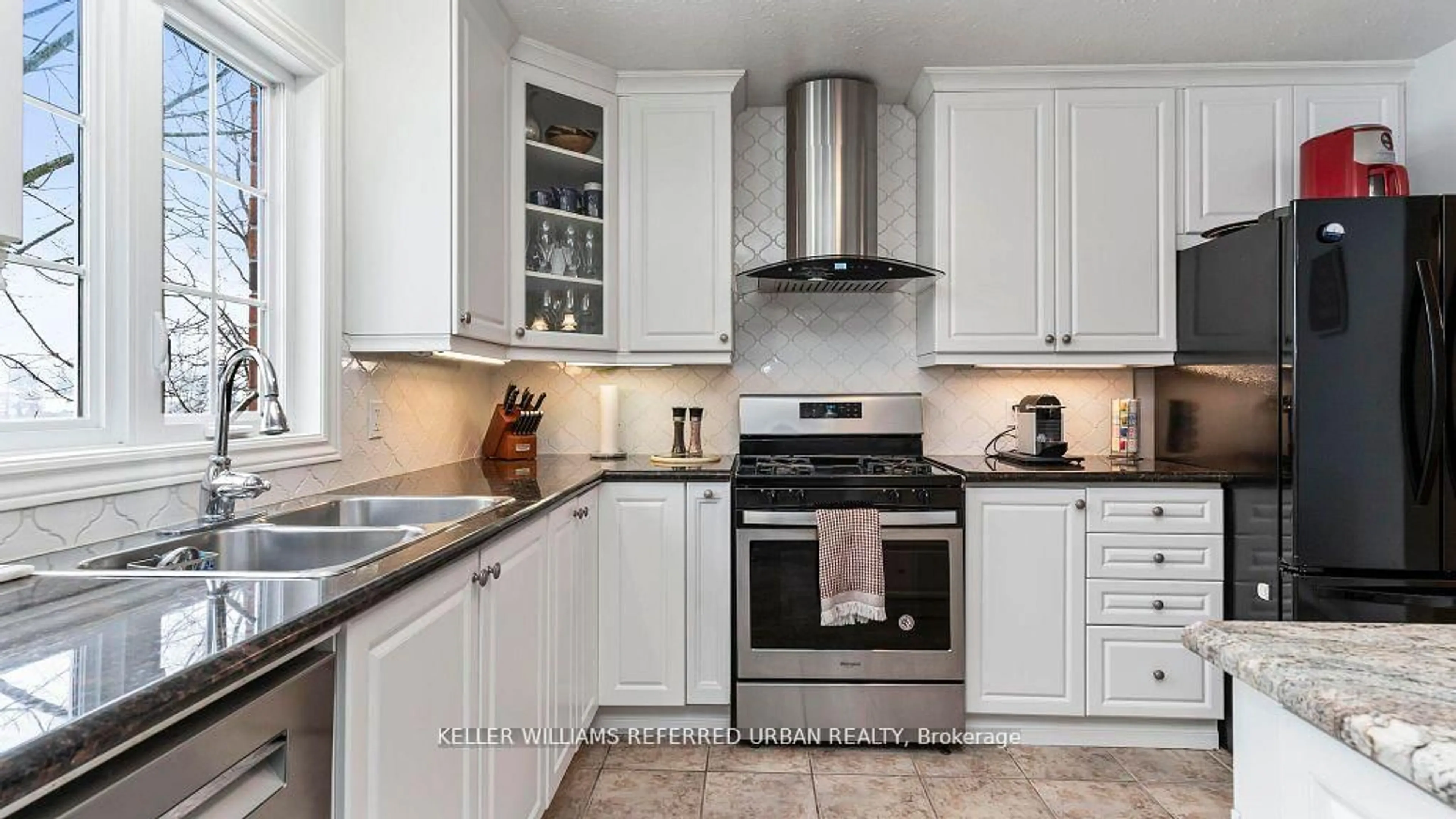 Unknown for 847 Garibaldi Ave, London North Ontario N5X 4J6