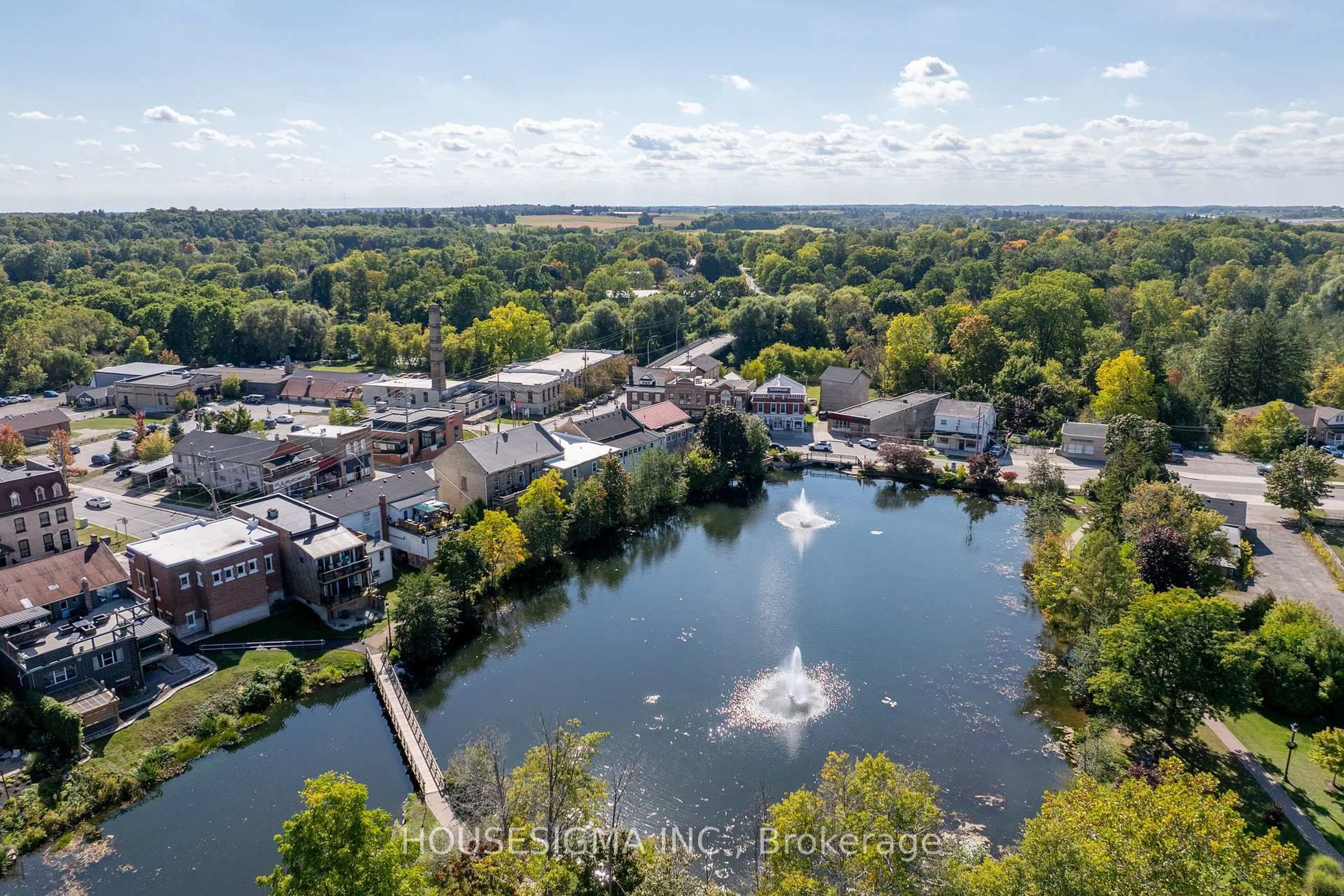 A pic from outside/outdoor area/front of a property/back of a property/a pic from drone, water/lake/river/ocean view for 18 Prince Philip Blvd, North Dumfries Ontario N0B 1E0