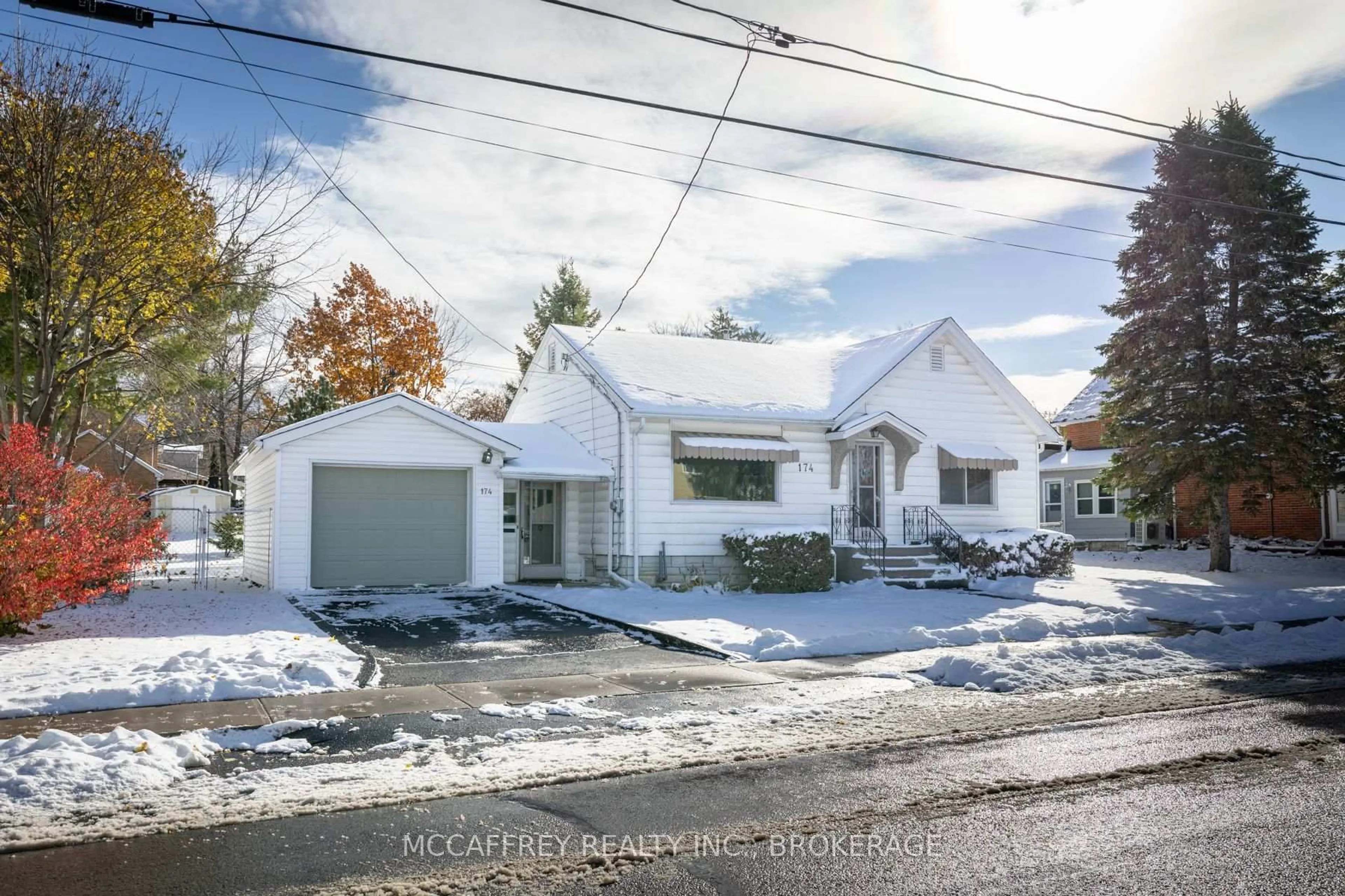 Unknown for 174 Thomas St, Greater Napanee Ontario K7R 2H5