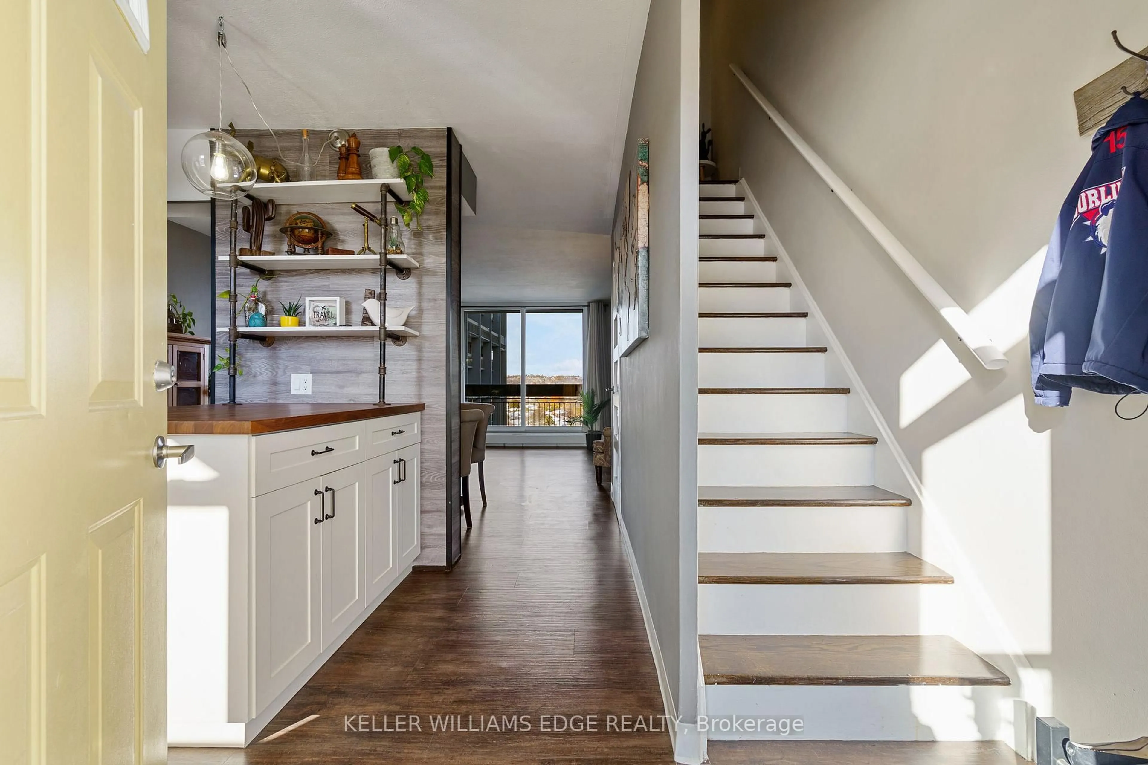 Unknown for 350 Quigley Rd #731, Hamilton Ontario L8K 5N2