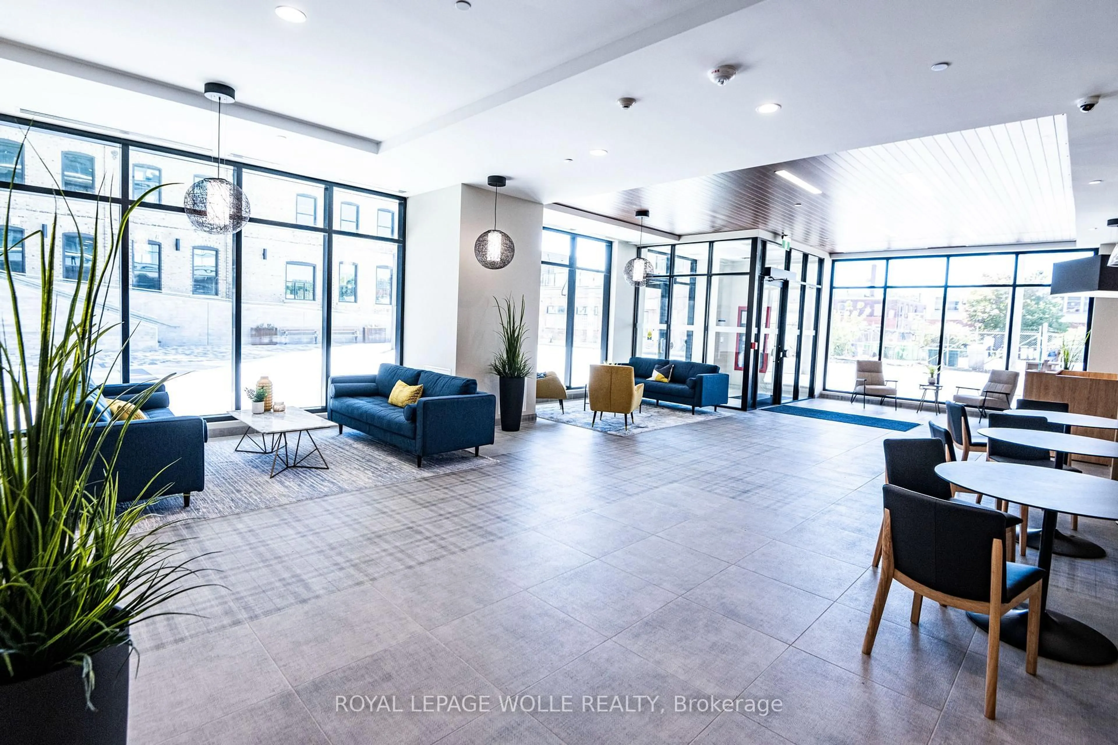 Lobby for 108 Garment St #1306, Kitchener Ontario N2G 0E2