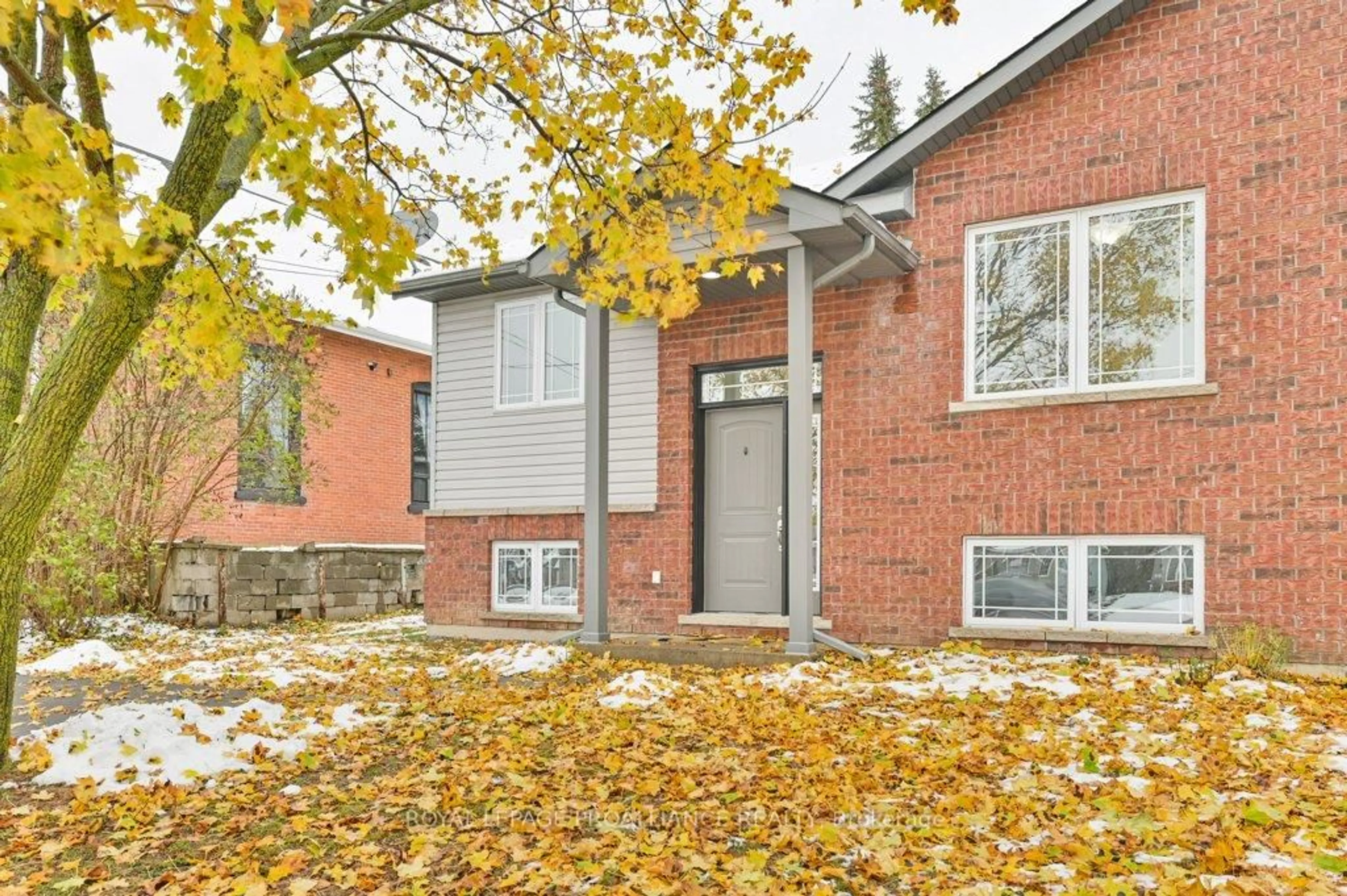 Home with brick exterior material, street for 152 Cannifton Rd, Belleville Ontario K8P 2T1