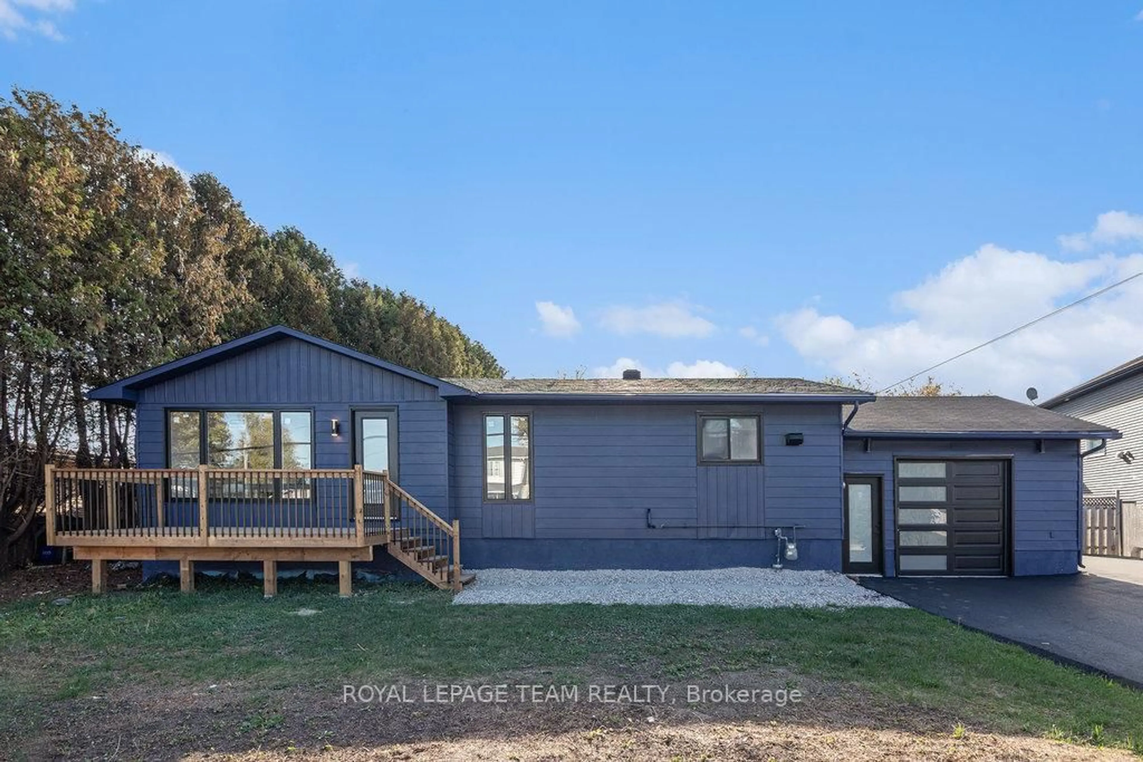 A pic from outside/outdoor area/front of a property/back of a property/a pic from drone, unknown for 102 Laurier St, Casselman Ontario K0A 1M0