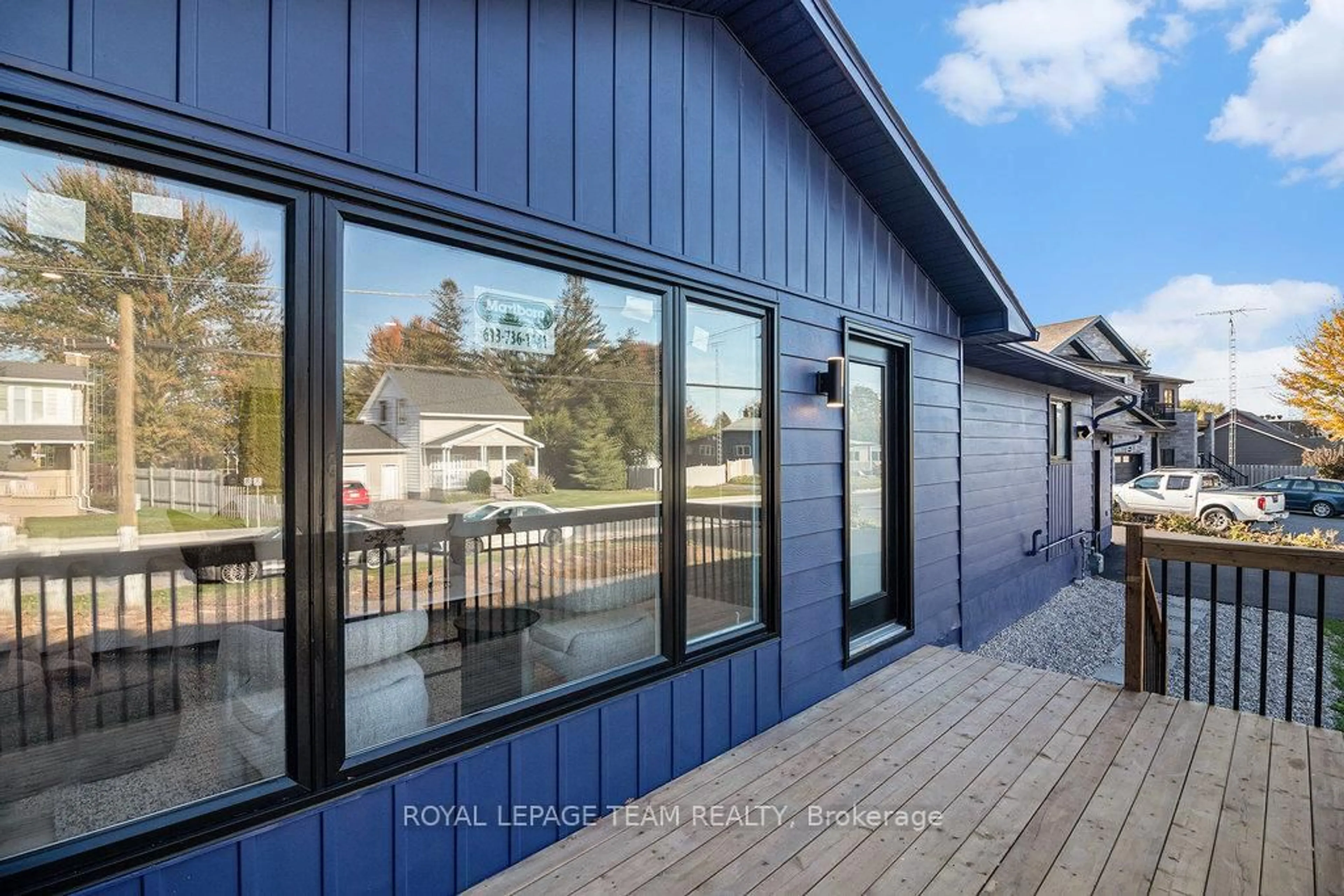 Home with vinyl exterior material, water/lake/river/ocean view for 102 Laurier St, Casselman Ontario K0A 1M0