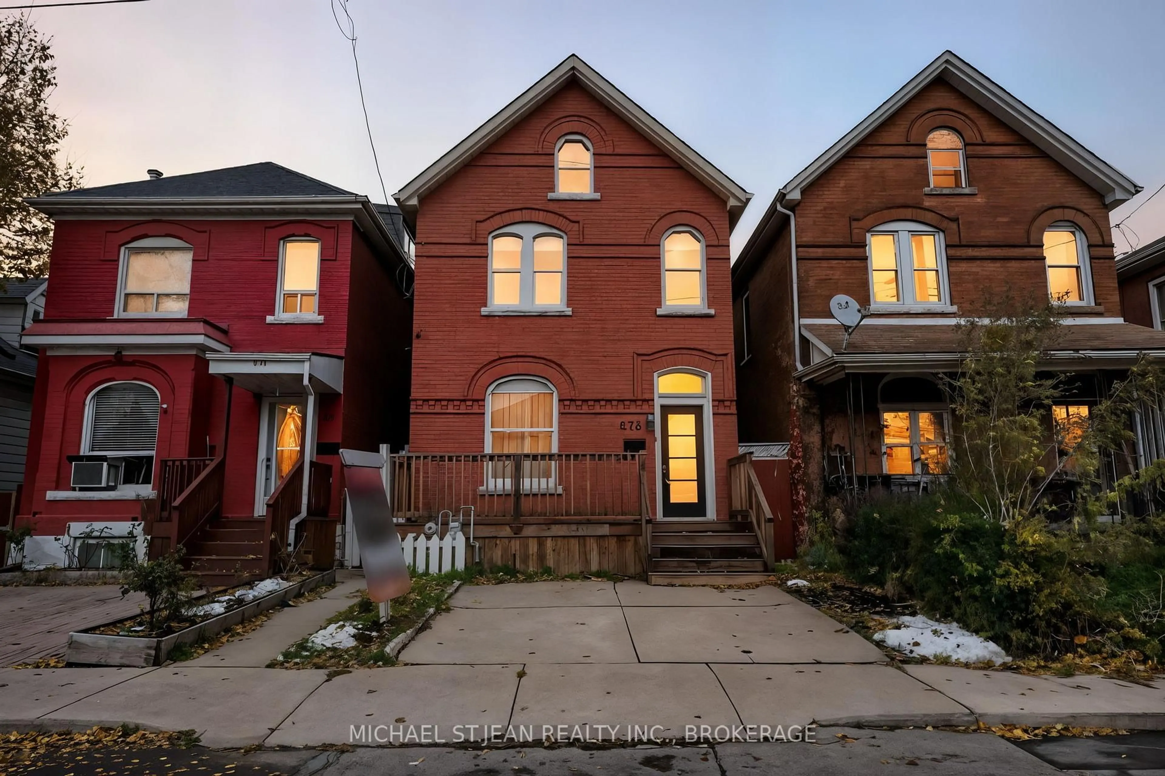 Home with brick exterior material, street for 273 Robert St, Hamilton Ontario L8L 2R5