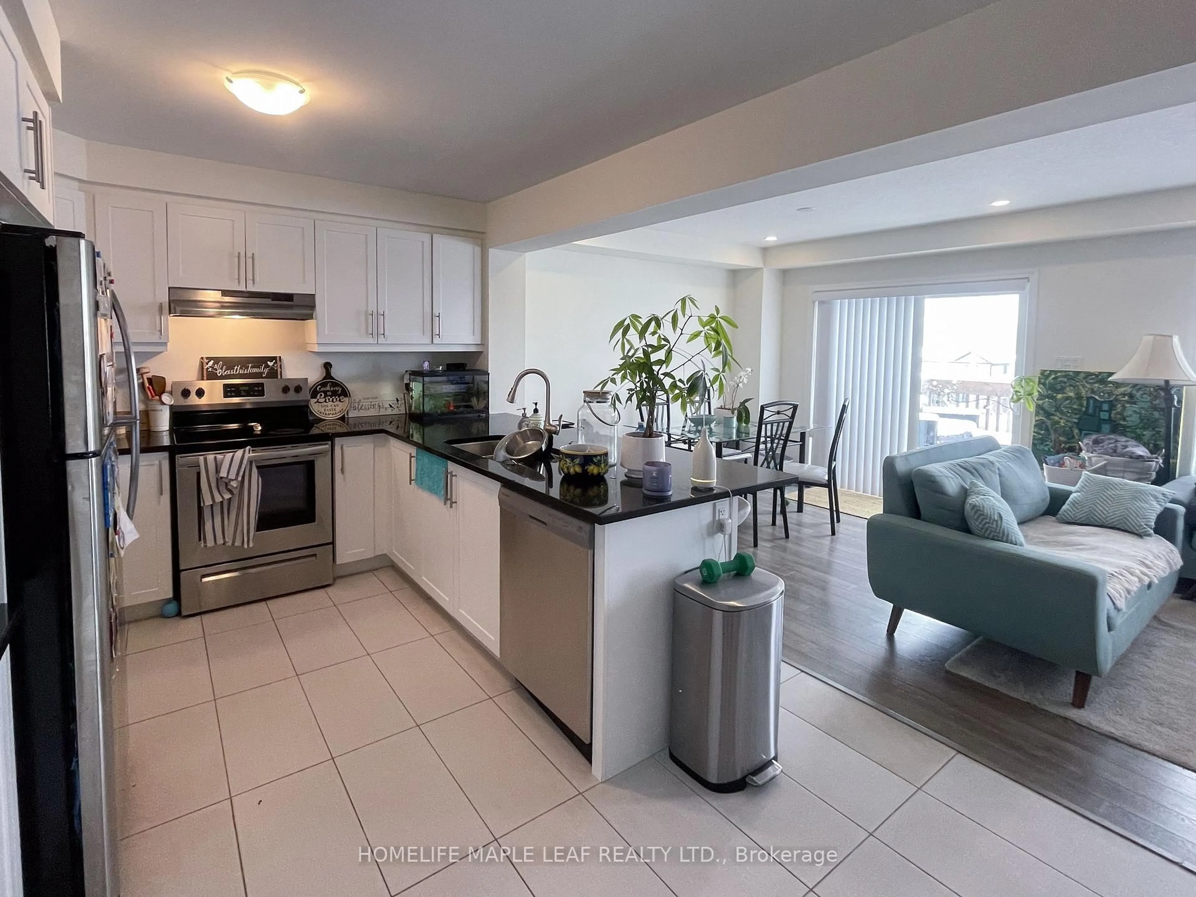 Open concept kitchen, ceramic/tile floor for 116 Watermill St, Kitchener Ontario N2P 0H3