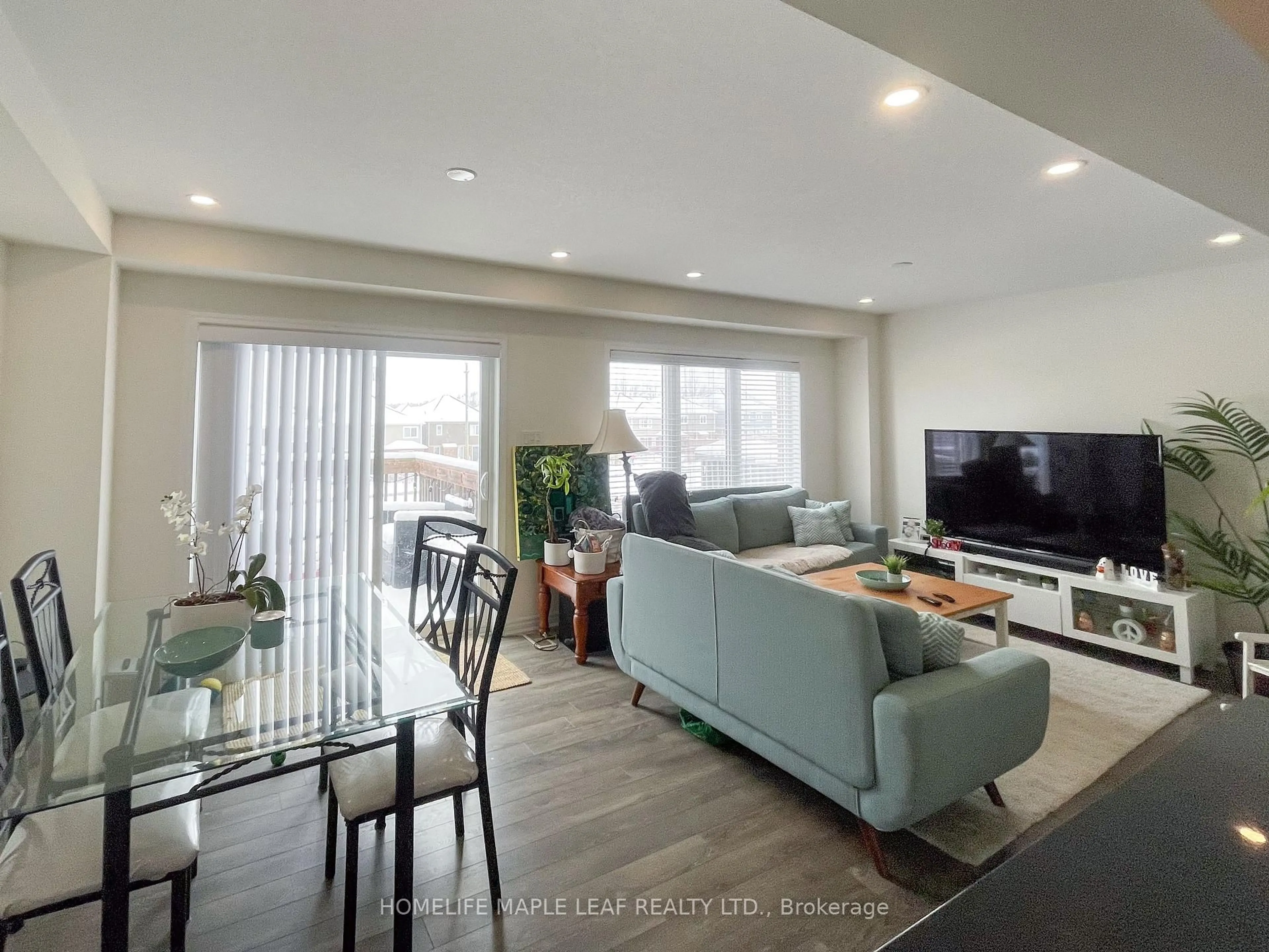 Living room with furniture, unknown for 116 Watermill St, Kitchener Ontario N2P 0H3