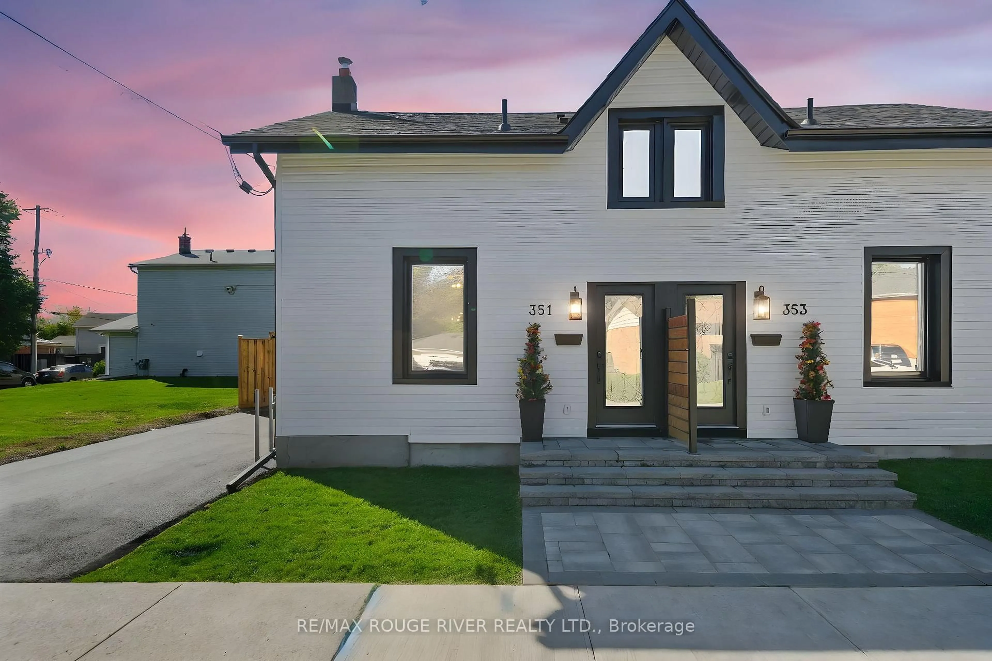 Home with vinyl exterior material, street for 351 John St, Cobourg Ontario K9A 3T4