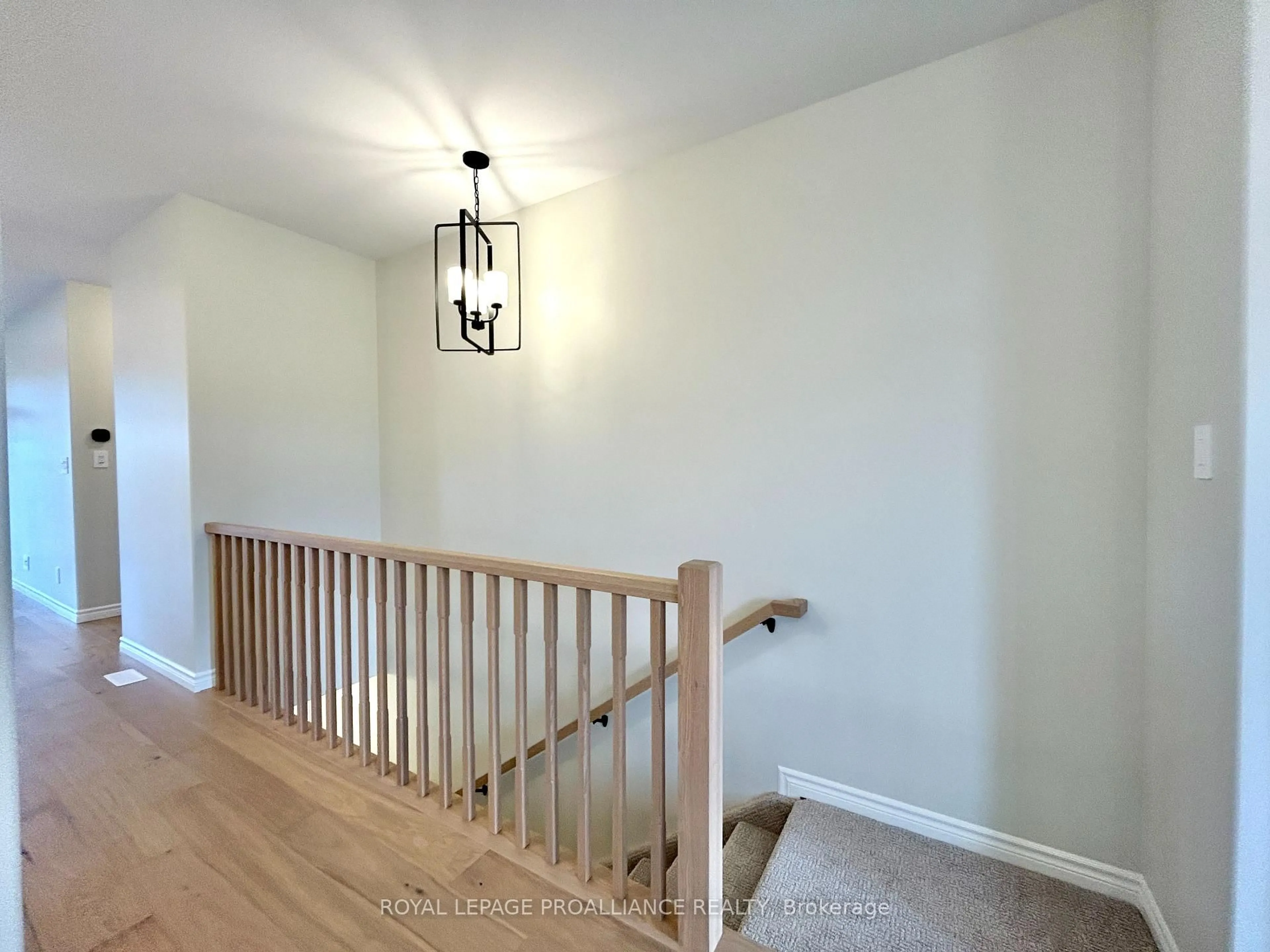 Unknown for 132 Stonecrest Blvd, Quinte West Ontario K8R 0B4