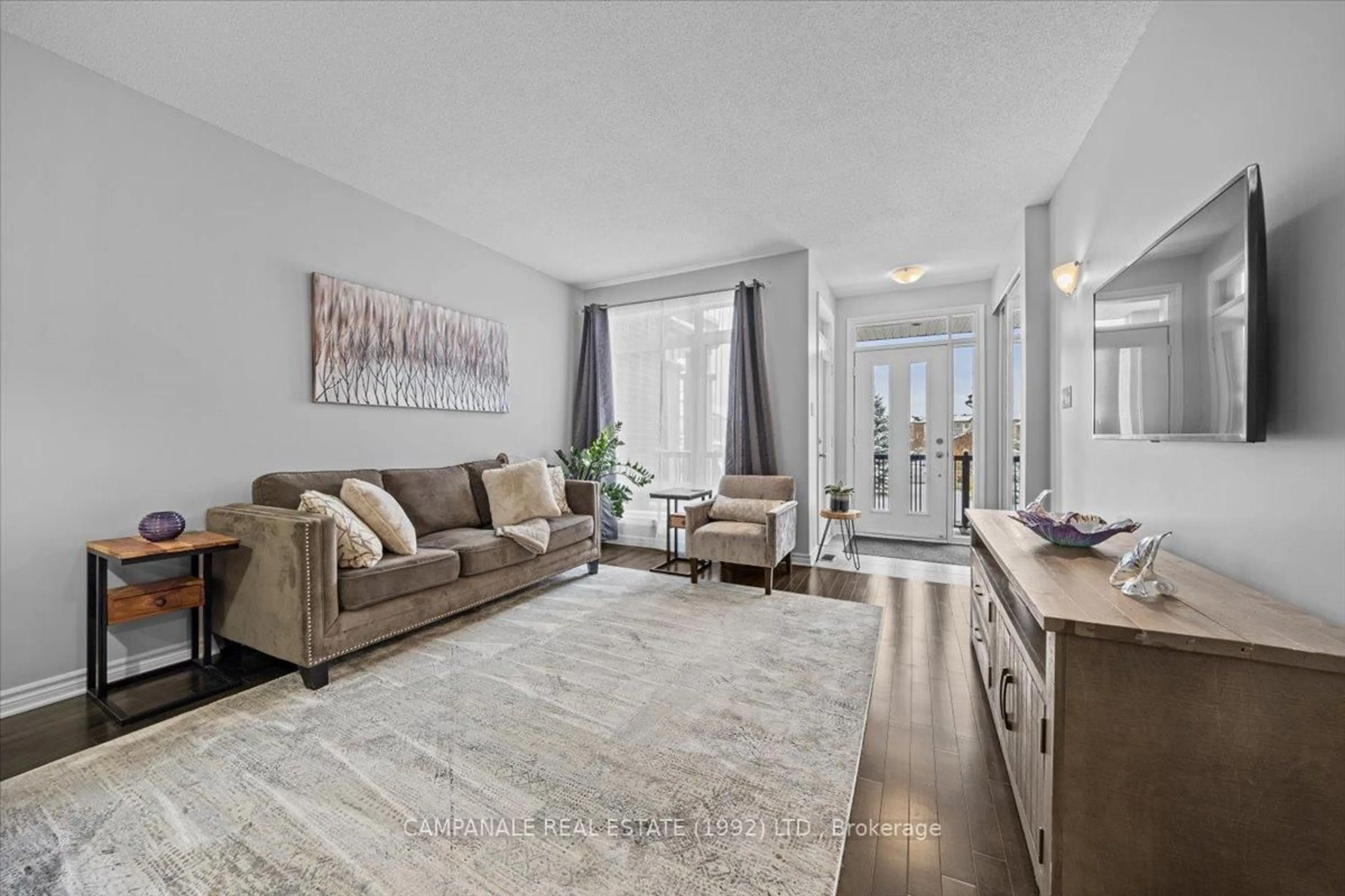 Living room with furniture, unknown for 111 Poplin St, Ottawa Ontario K4M 0G7