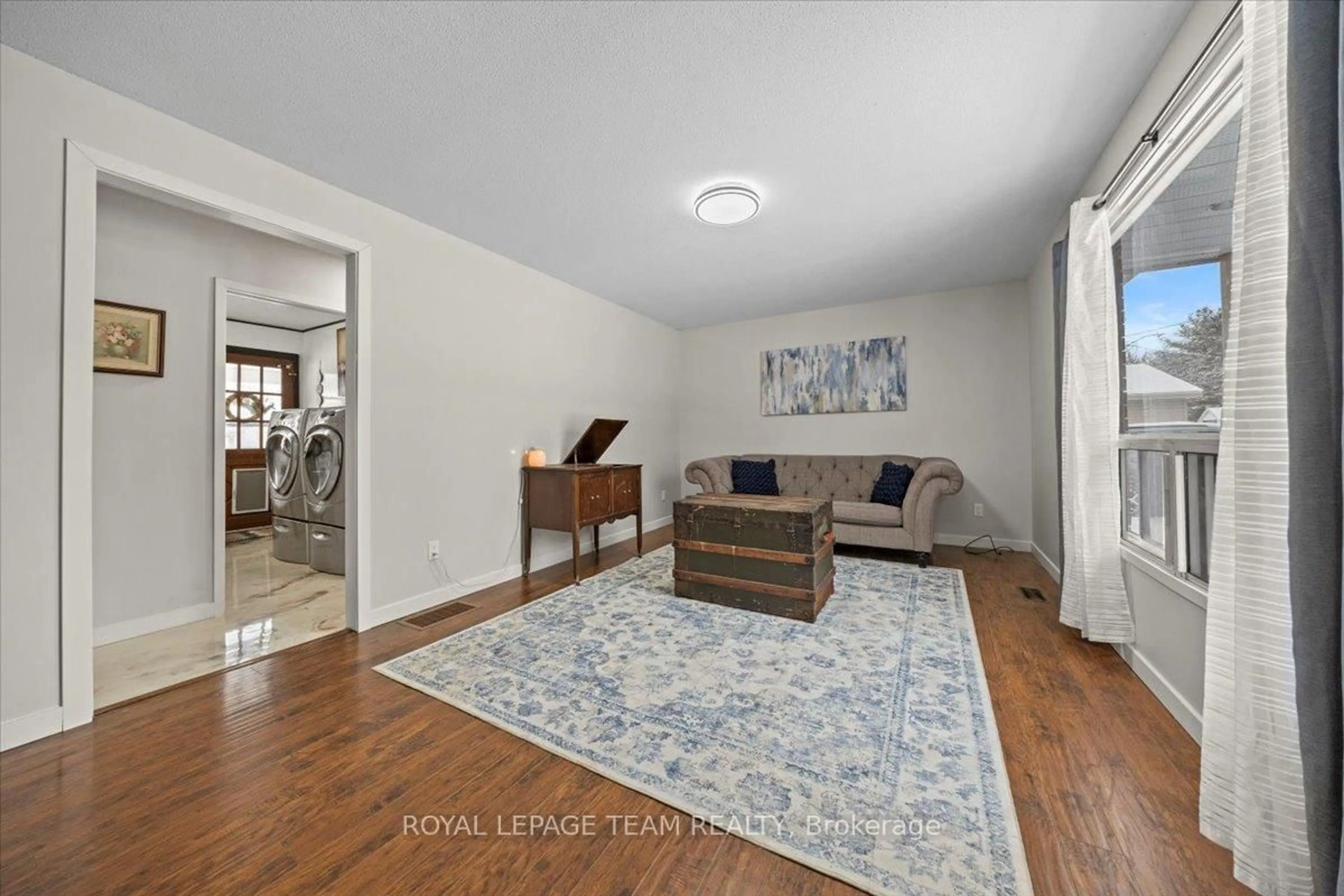 Living room with furniture, unknown for 9161 COUNTY RD 6 NORTH, Augusta Ontario K0G 1R0