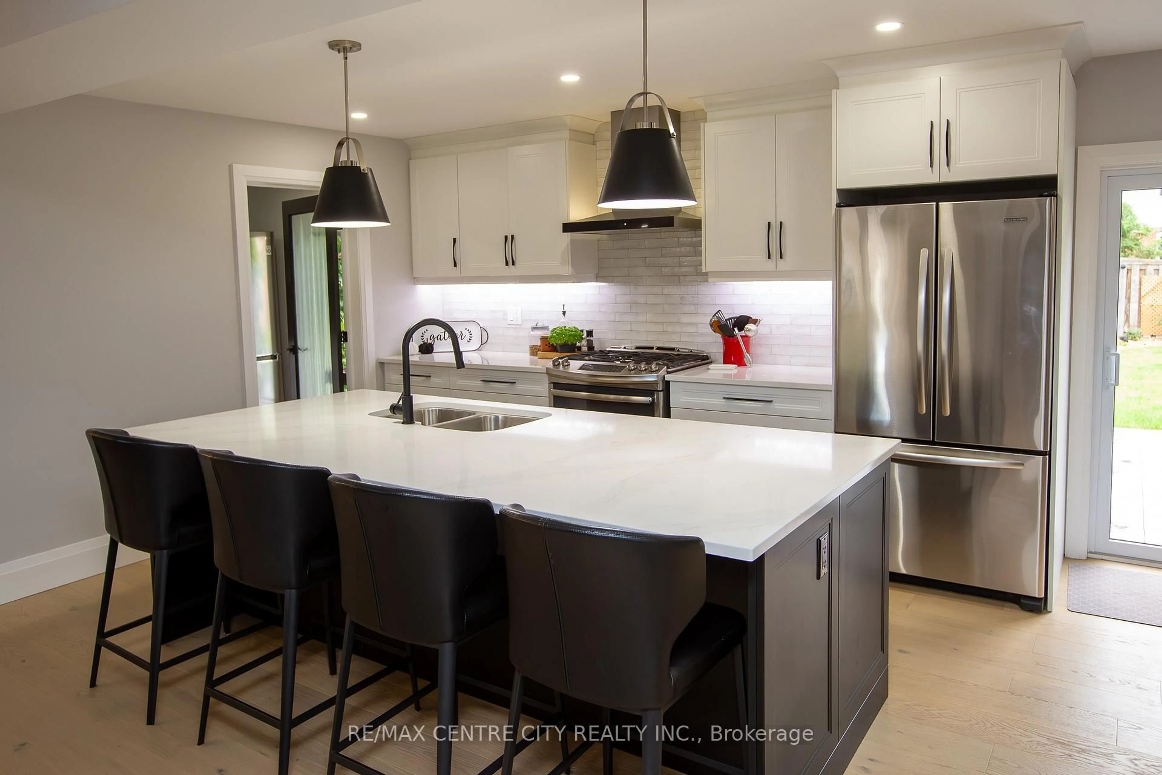 Contemporary kitchen, ceramic/tile floor for 41 Milford Cres, London North Ontario N5X 1A9