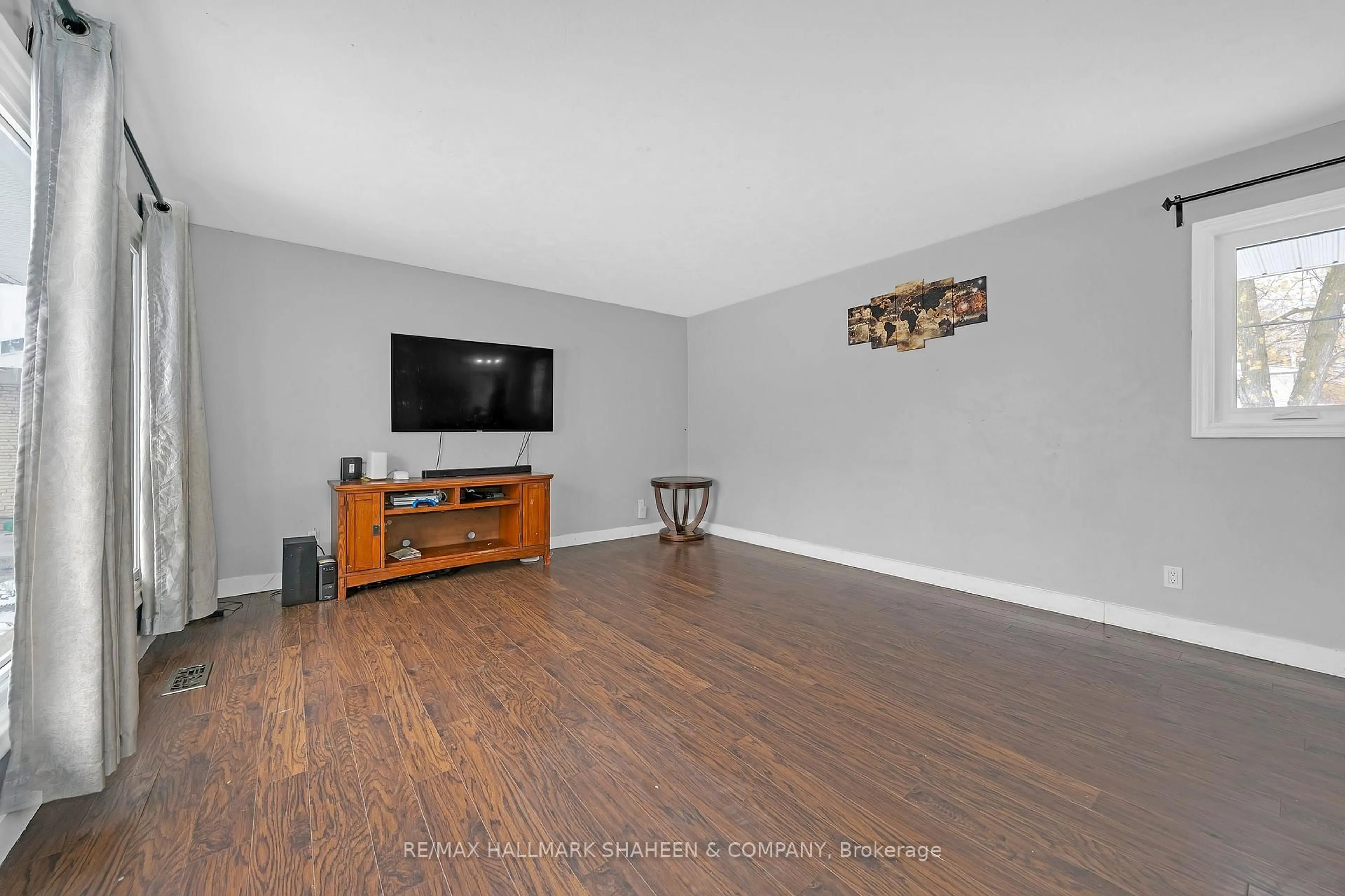 A pic of a room for 1323 Mary Ave, Cambridge Ontario N3H 4N8