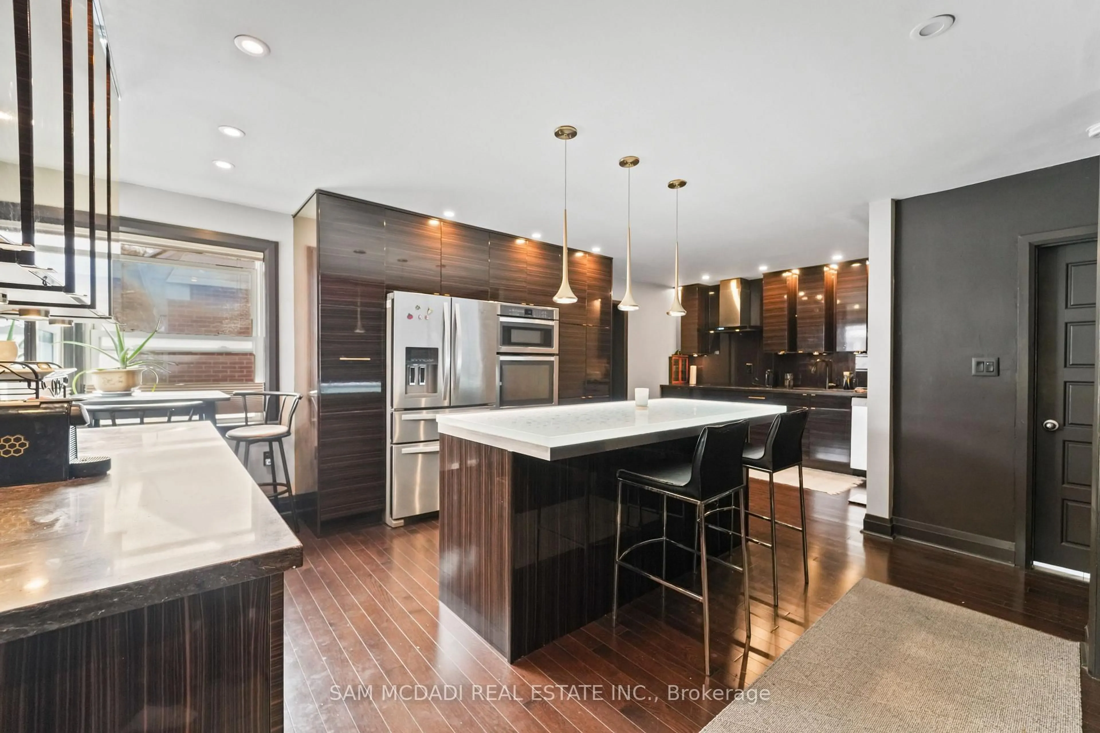Contemporary kitchen, unknown for 12 Roselle Pl, Hamilton Ontario L8G 1R3