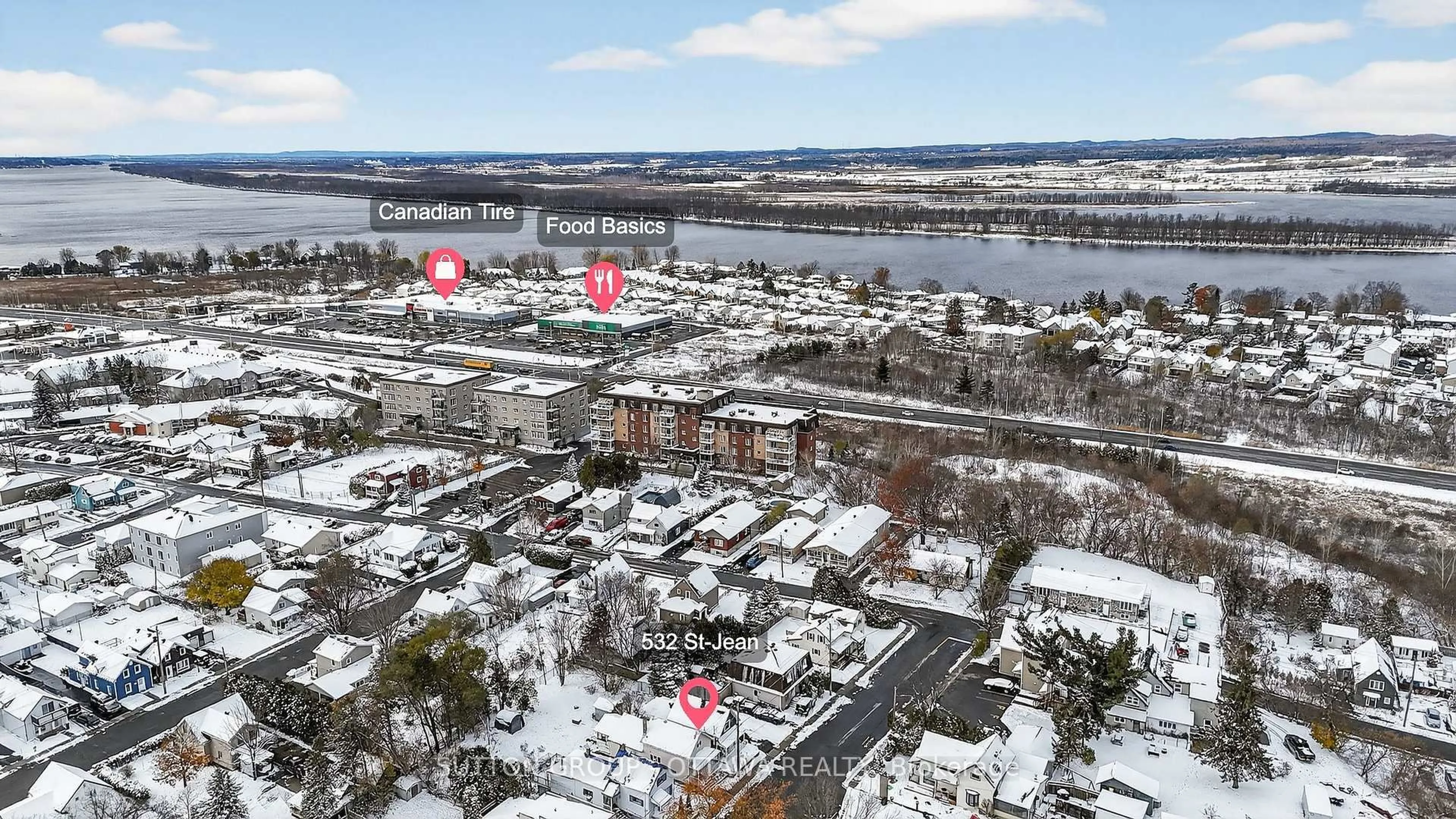 A pic from outside/outdoor area/front of a property/back of a property/a pic from drone, water/lake/river/ocean view for 532 St Jean St, Clarence-Rockland Ontario K4K 1K6