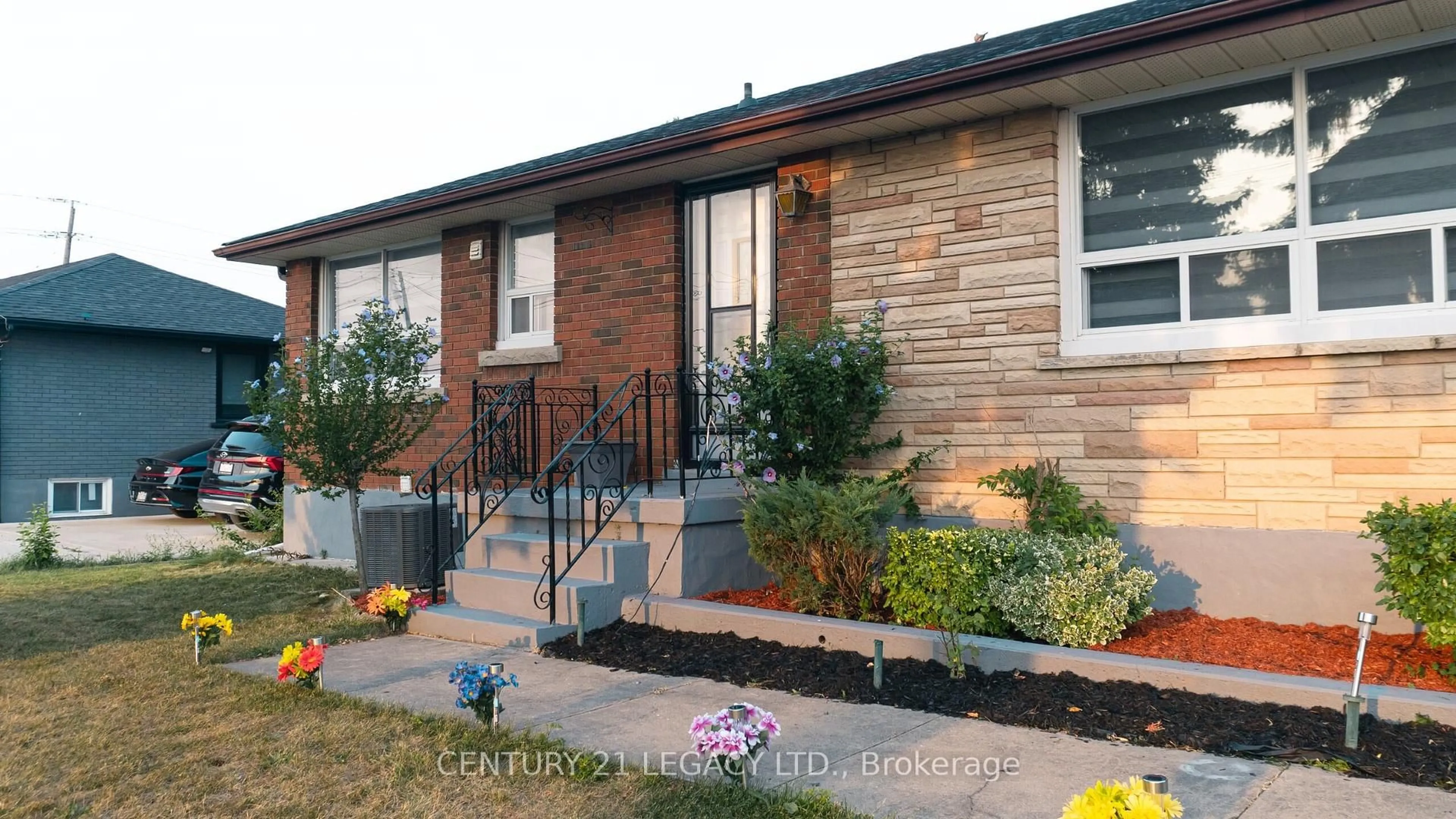 Home with brick exterior material, street for 348 Millen Rd, Hamilton Ontario L8E 2H2