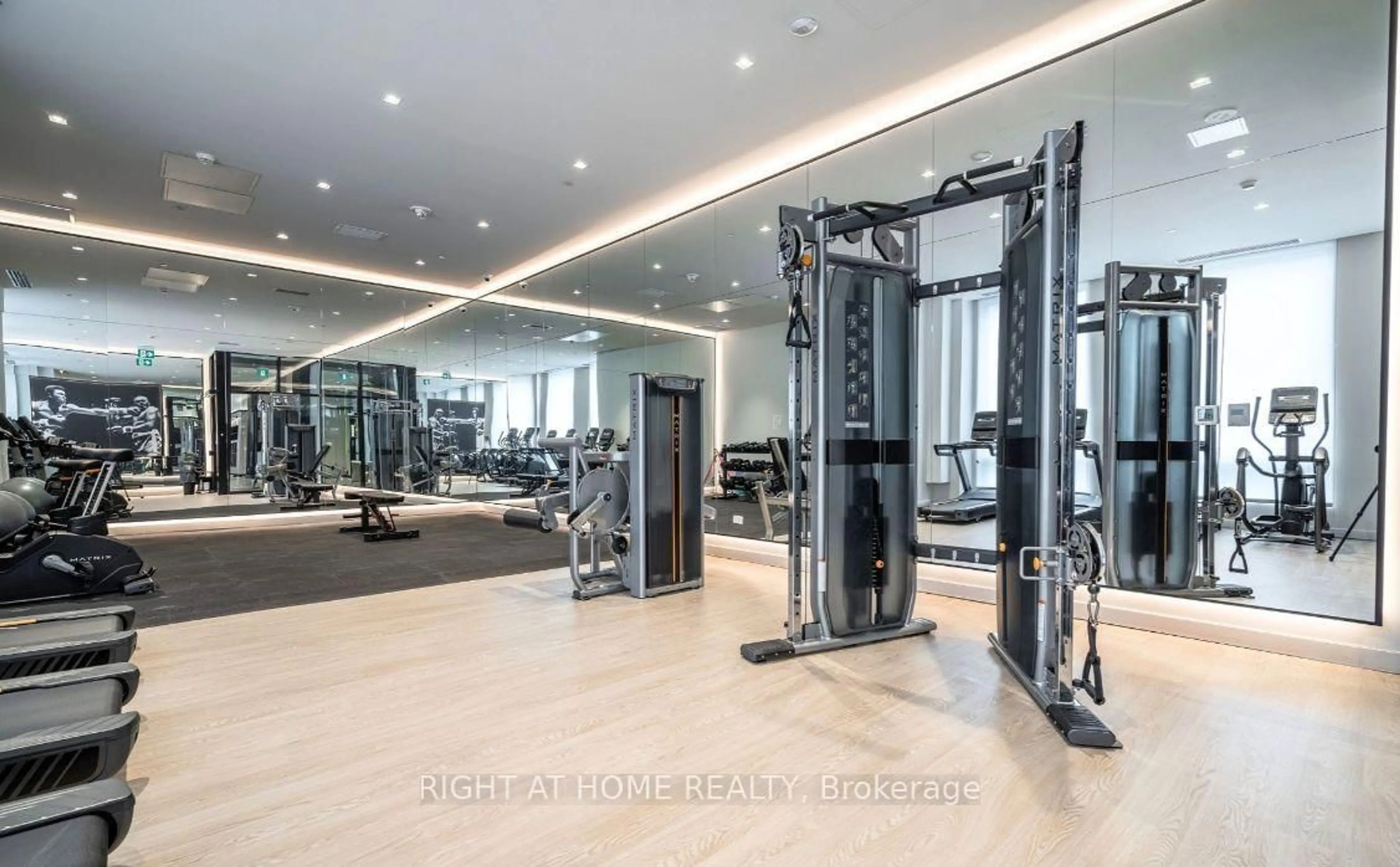 Gym or fitness room for 1 Jarvis St #1111, Hamilton Ontario L8R 0A8