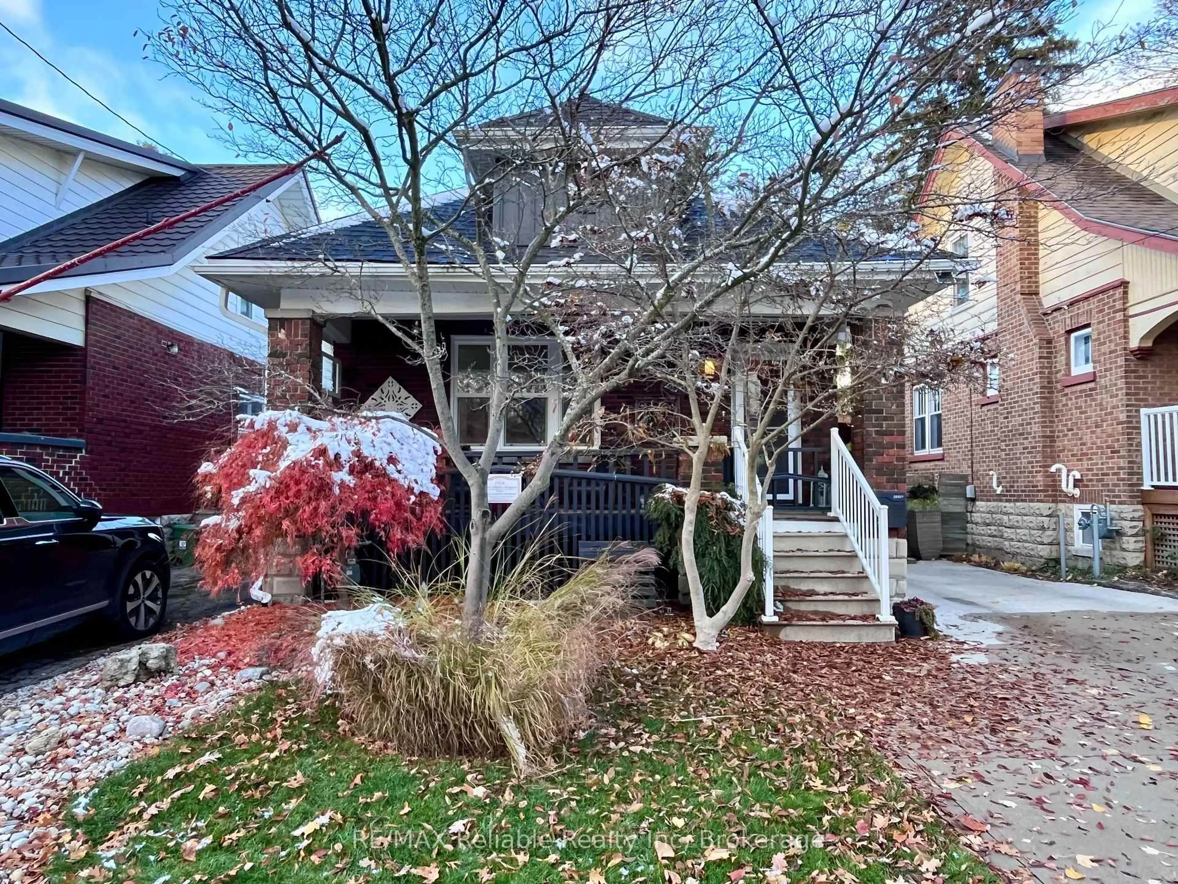 Home with brick exterior material, street for 186 Garfield Ave, London South Ontario N6C 2B8