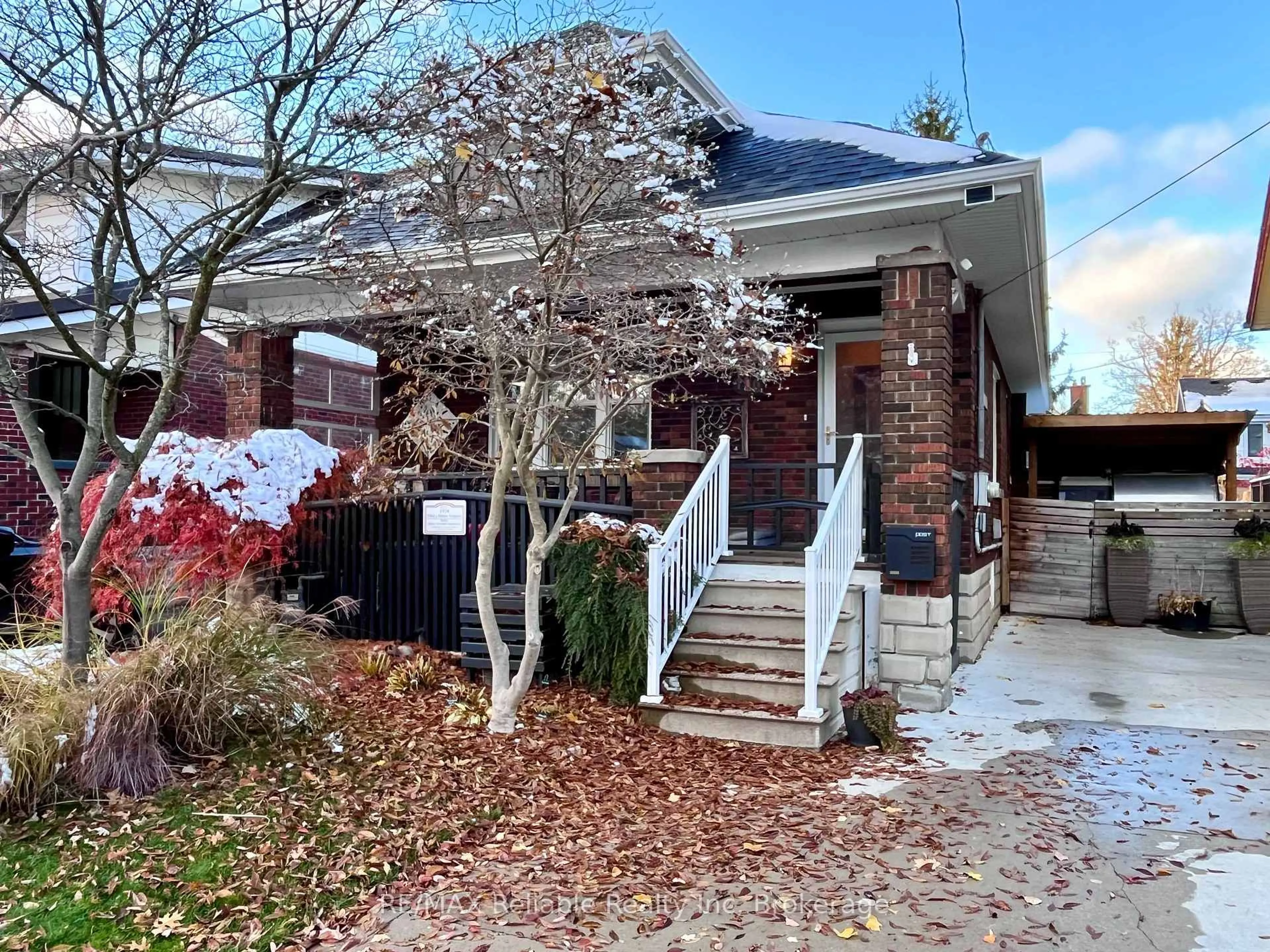 Home with brick exterior material, street for 186 Garfield Ave, London South Ontario N6C 2B8