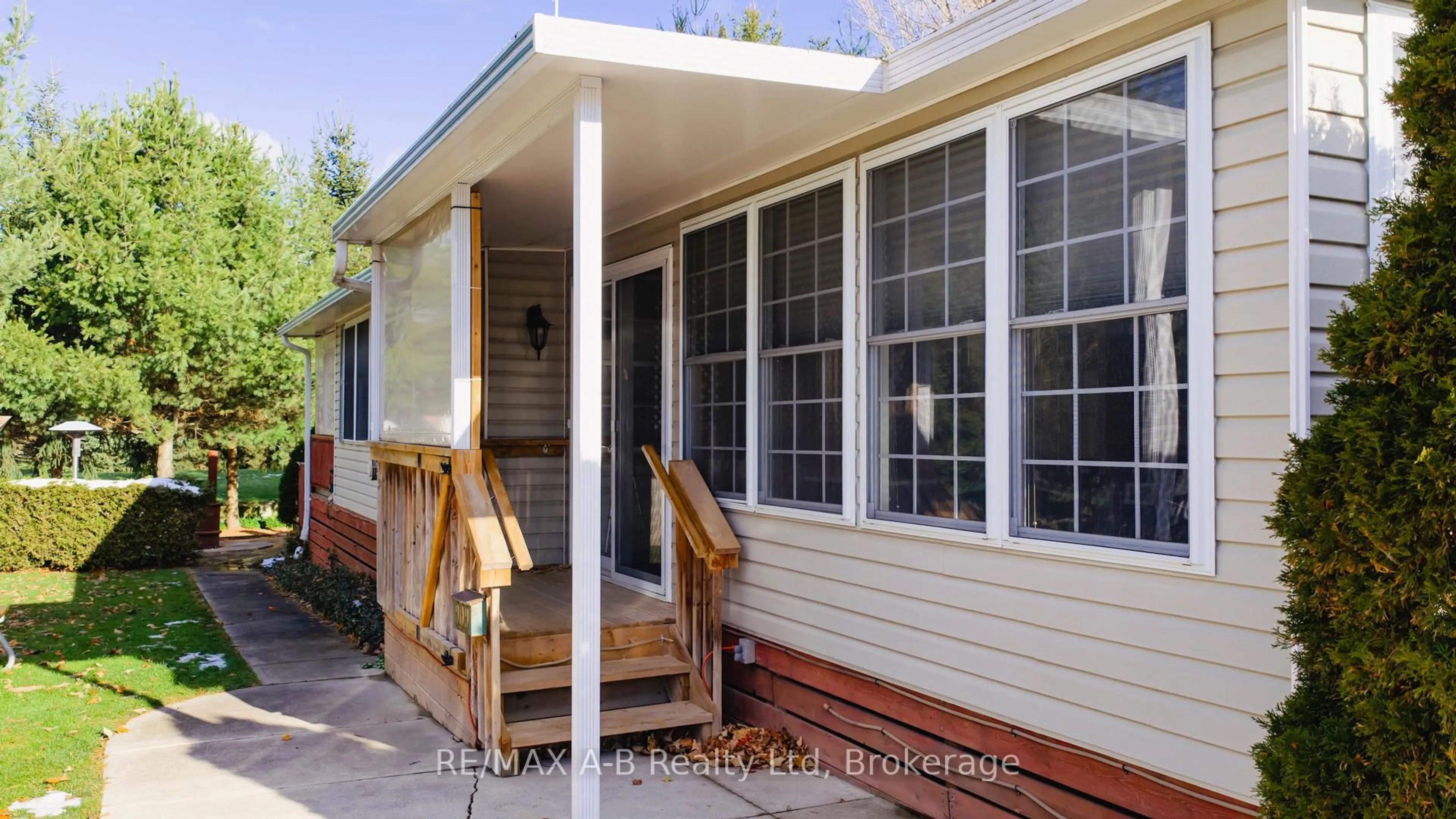 Home with vinyl exterior material, street for 316489 31st Line #909, Zorra Ontario N0J 1J0