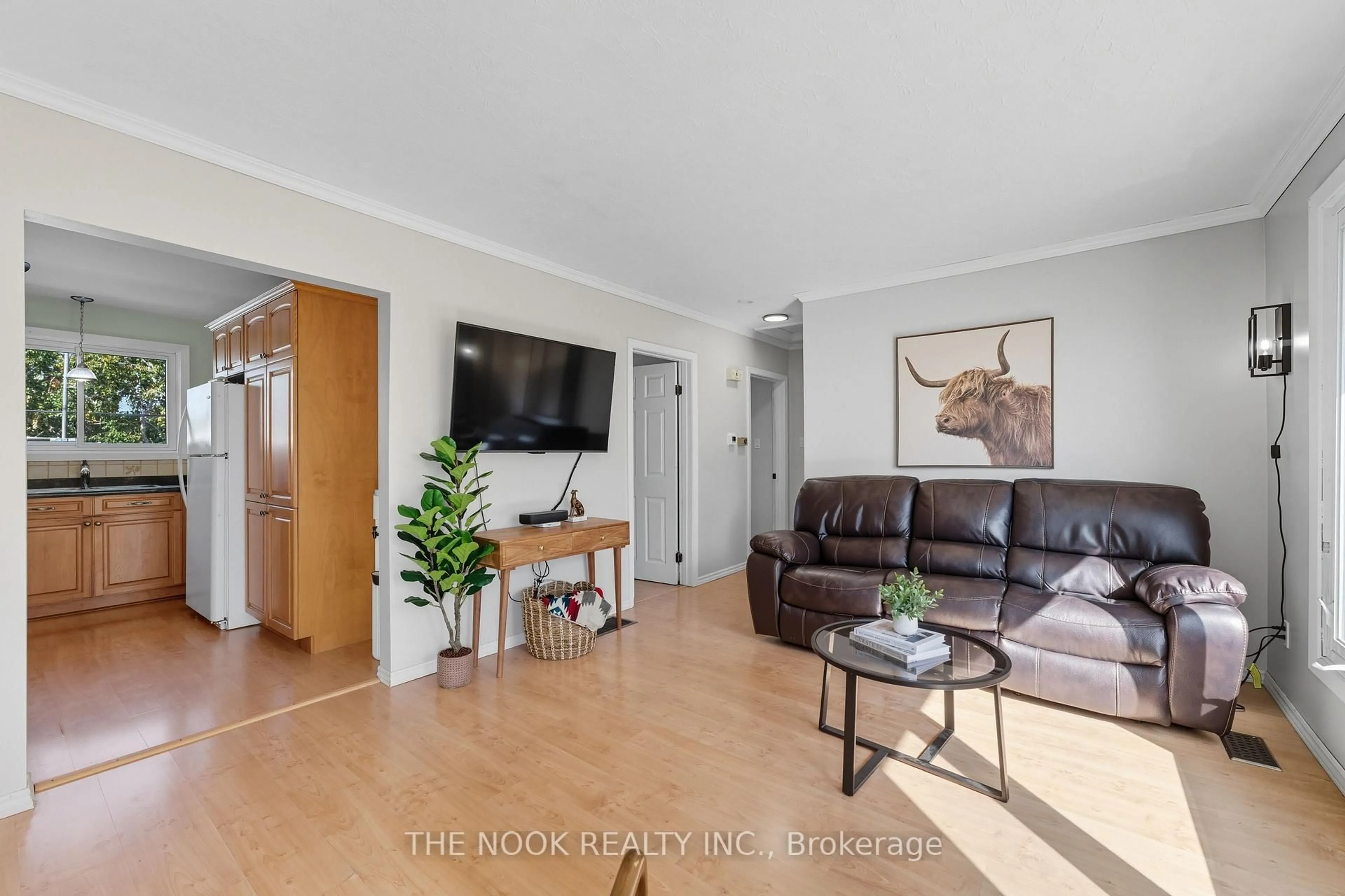 Living room with furniture, unknown for 288 Collison Cres, Peterborough Ontario K9J 1A8